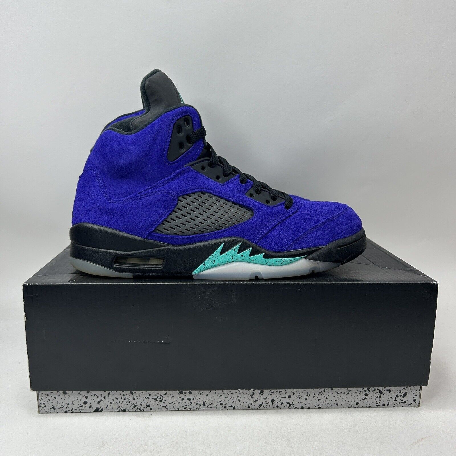 Nike Nike Air Jordan 5 Retro OG “Alternate Grape” 2023 Size US 9 / EU 42 - 4 Thumbnail