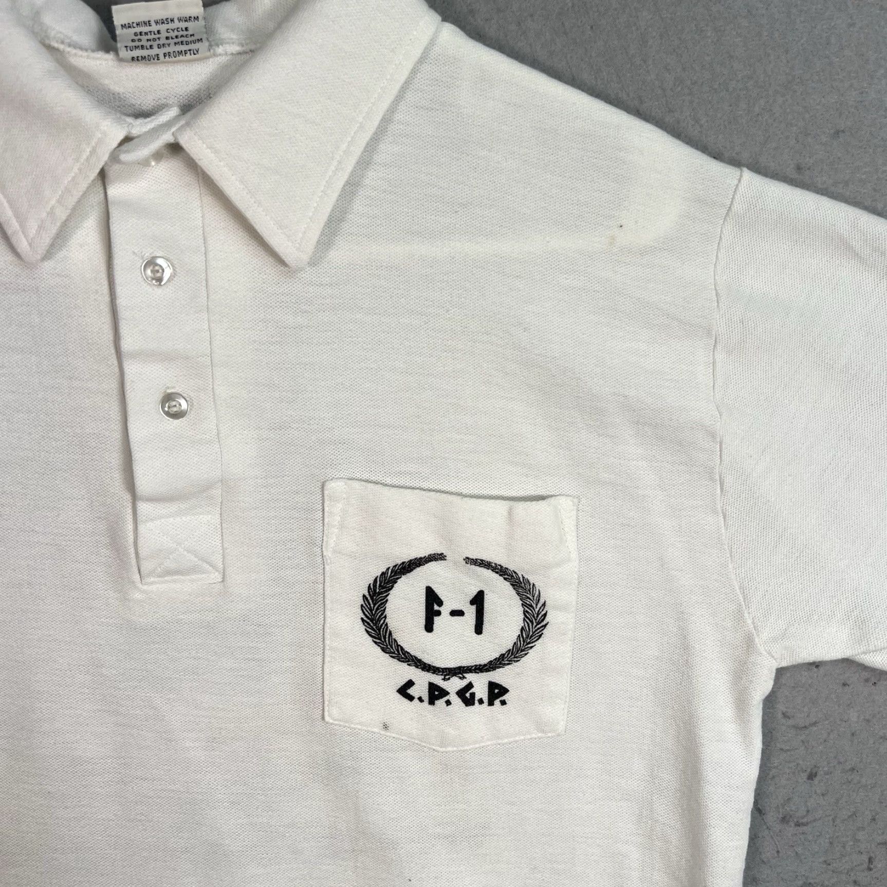 Vintage VINTAGE 70s Formula 1 Grand Prix Caesars Palace Polo Shirt Adult Large White Mens Size US L / EU 52-54 / 3 - 3 Thumbnail