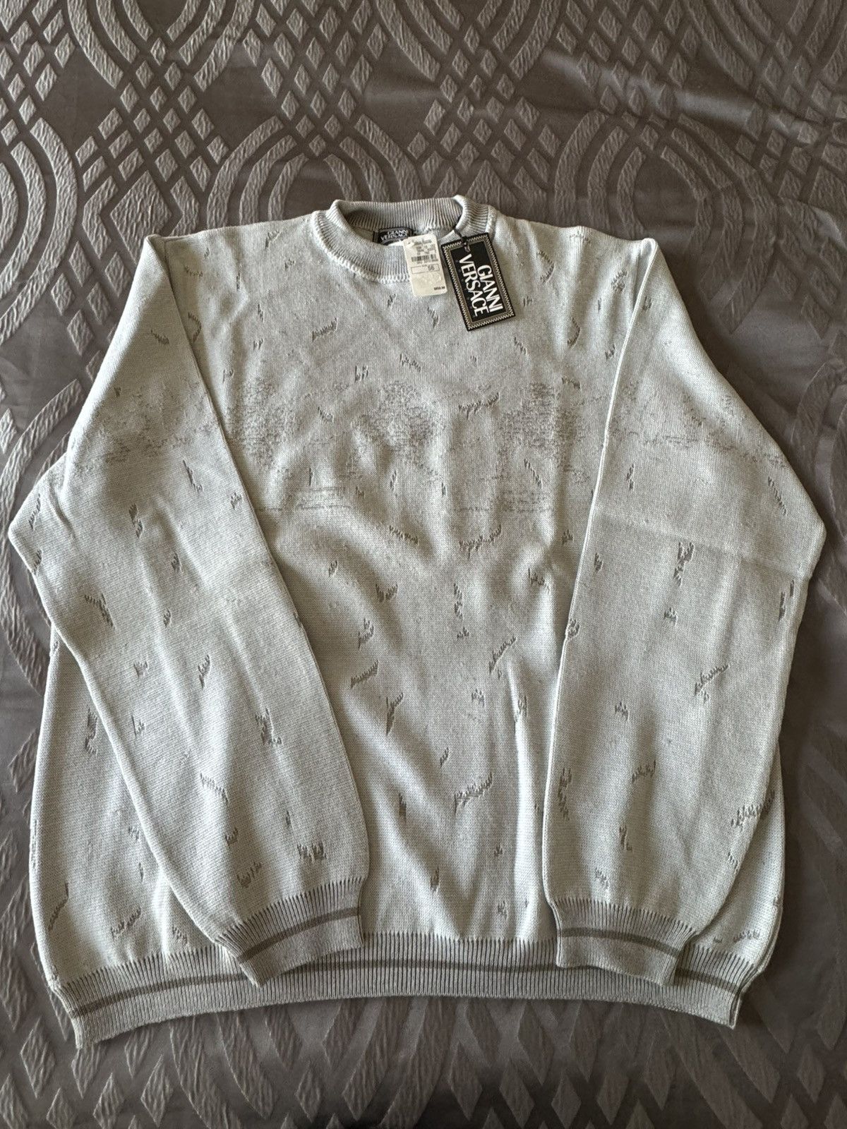 Versace Gray Versace sweater size XL brand new Size US XL / EU 56 / 4 - 1 Thumbnail