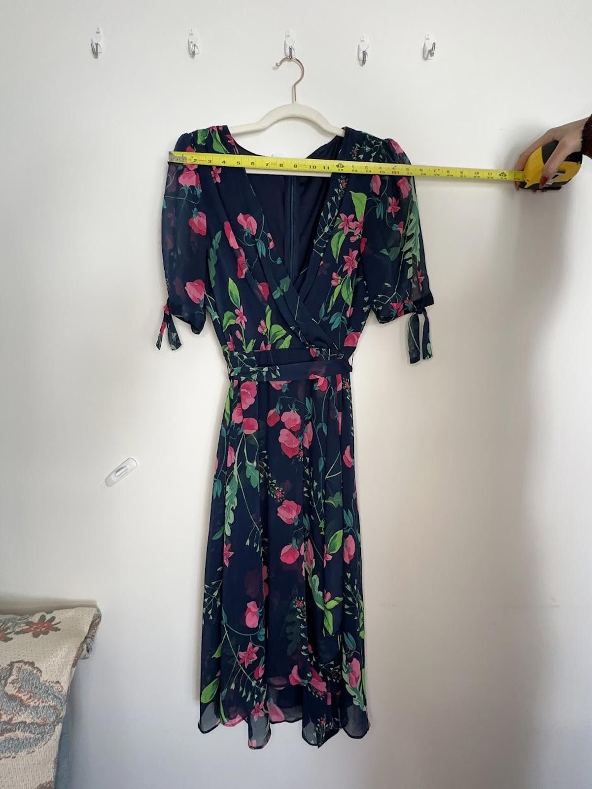 Tommy Hilfiger Tommy Hilfiger Floral and Navy Dress - Sz. 12 Size XL / US 12-14 / IT 48-50 - 5 Thumbnail