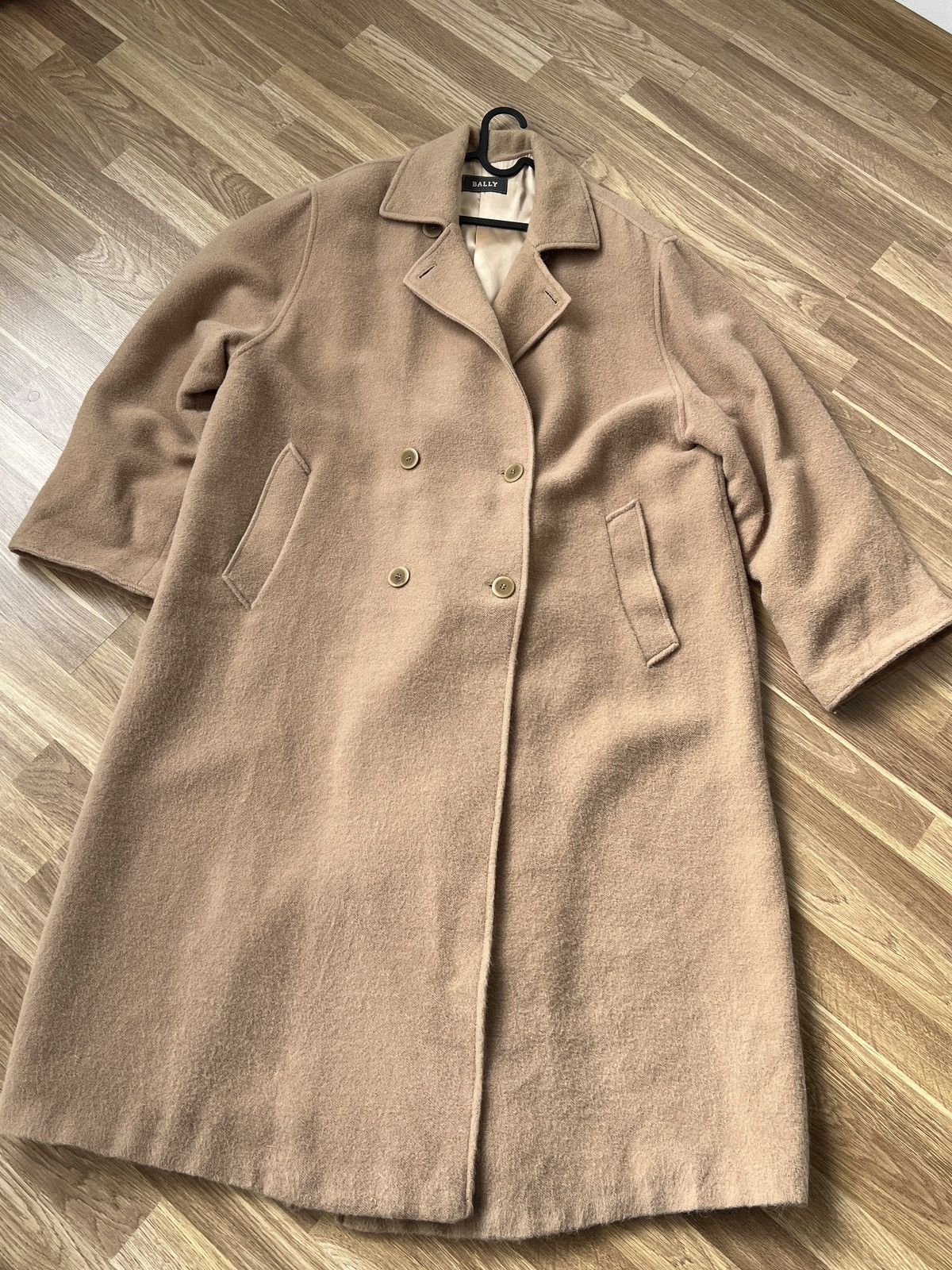 Bally Vintage BALLY Wool Beige Oversized Overcoat Size XL Size US XXL / EU 58 / 5 - 12 Thumbnail