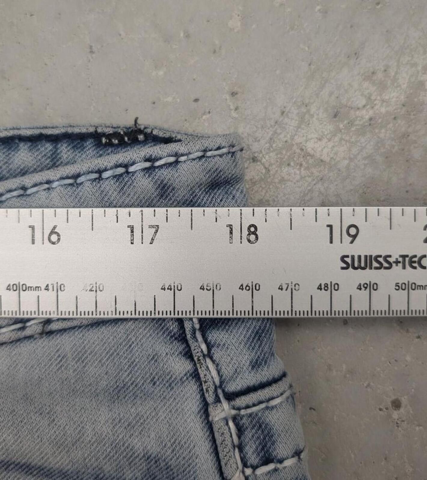 True Religion Y2K True Religion Tapered Fit Washed Blue Denim Jeans Size US 36 / EU 52 - 5 Thumbnail