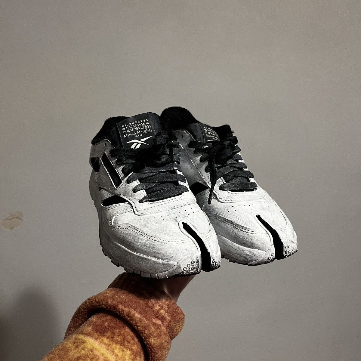 Maison Margiela Maison Margiela x Reebok Sneakers Size US 7 / IT 37 - 1 Thumbnail