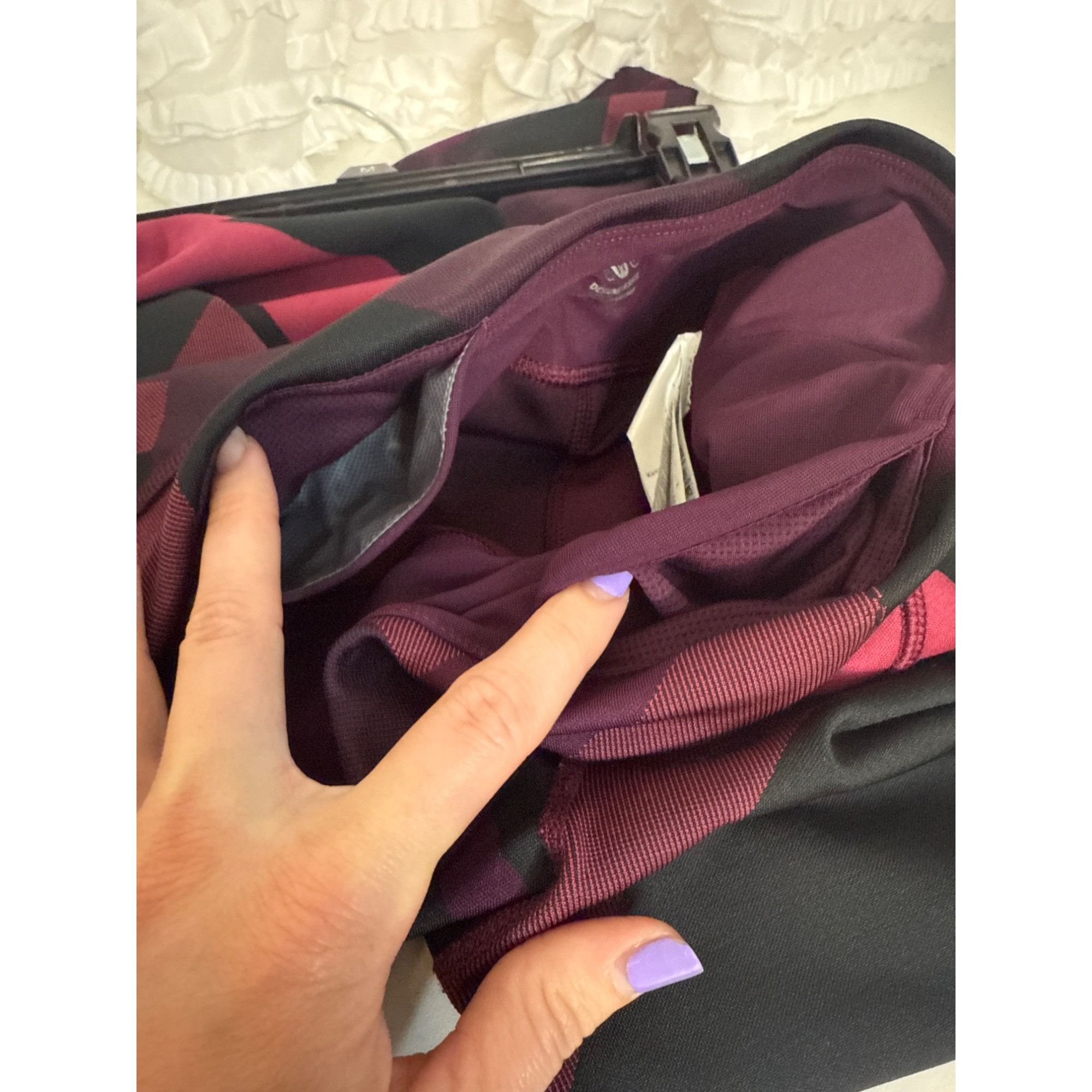 Brooks Brooks Formation Leggings Black & Burgundy Geometric Print M Size 27" / US 4 / IT 40 - 6 Thumbnail