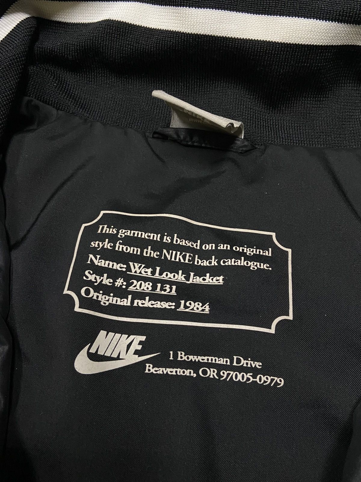 Vintage Nike vintage wet look jacket zip Size US L / EU 52-54 / 3 - 5 Thumbnail
