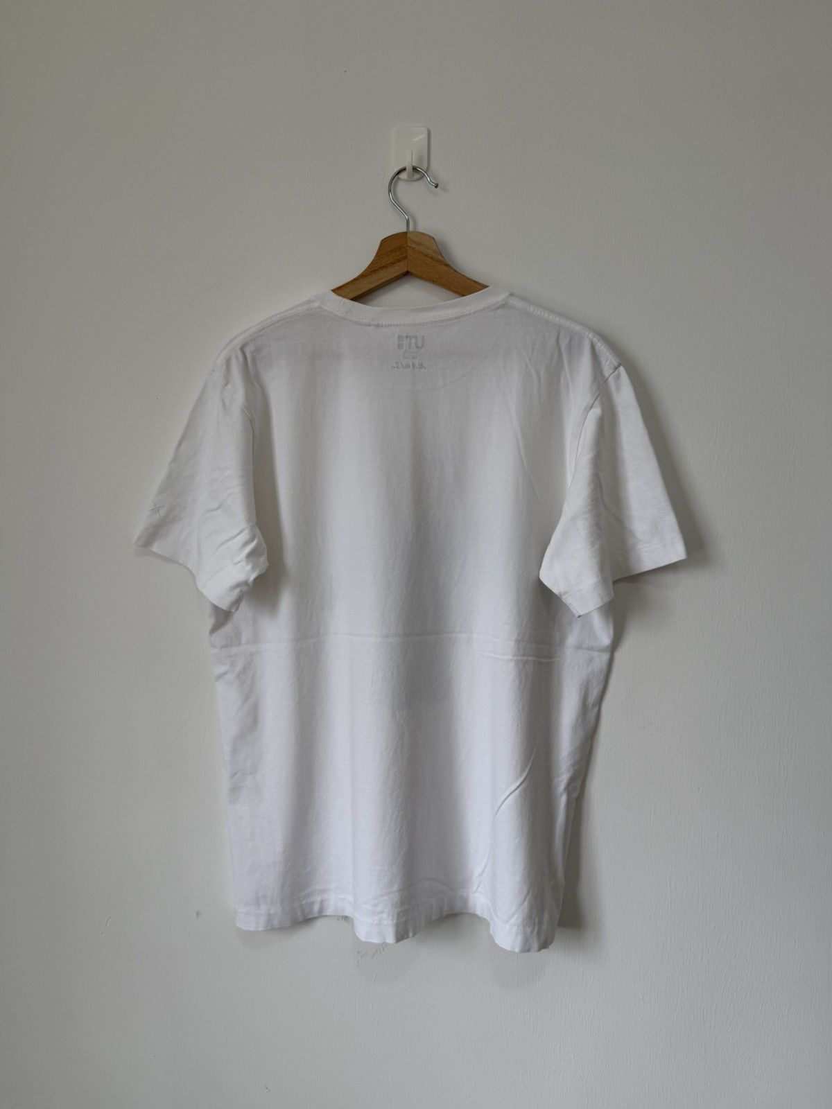 Kaws × Uniqlo Uniqlo Kaws Tee Size US XL / EU 56 / 4 - 7 Thumbnail