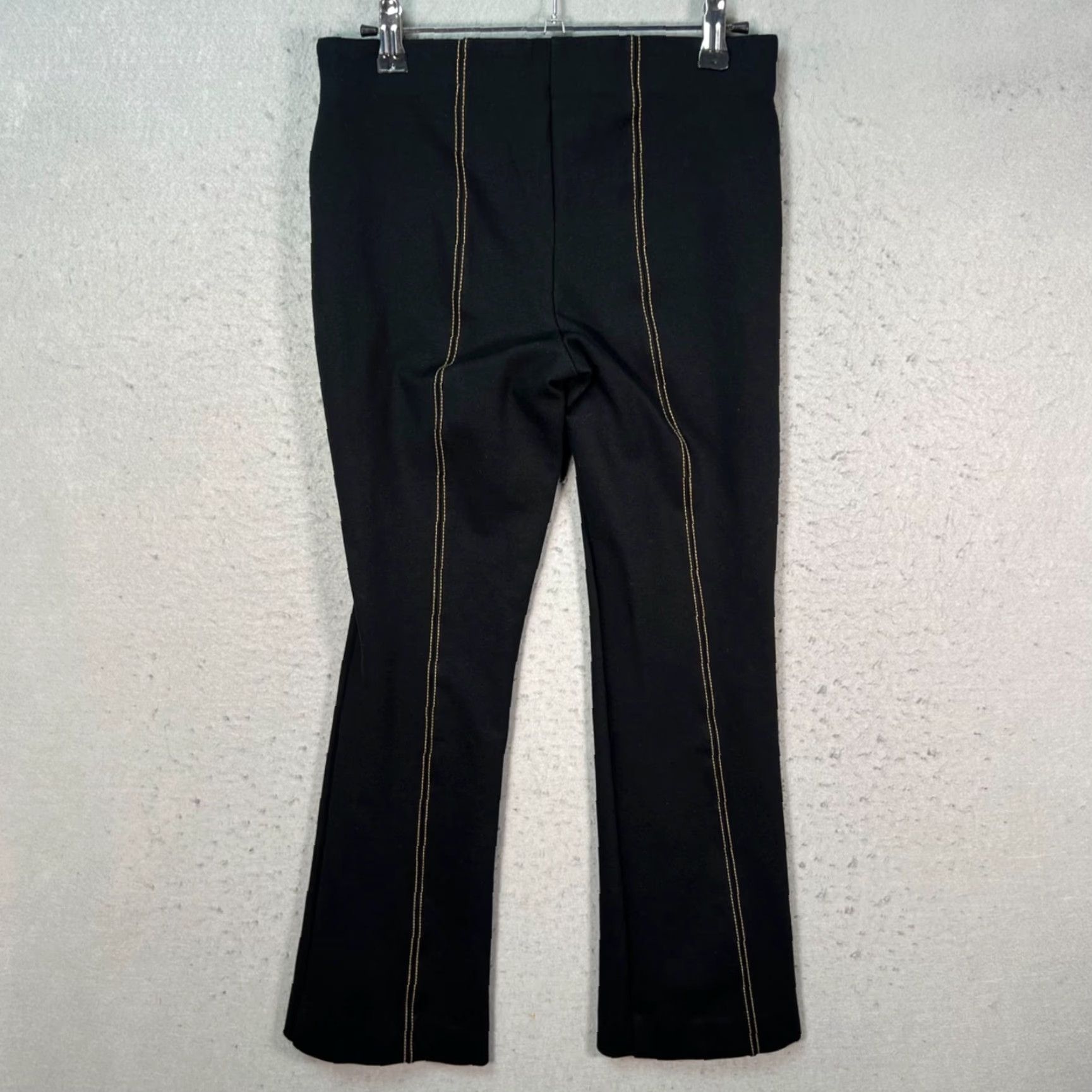 Anthropologie Anthropologie Pants Womens XS Essential Crop Flare Black w/ Beige Stitching Cropped 27in Inseam Size 26" / US 2 / IT 38 - 2 Thumbnail