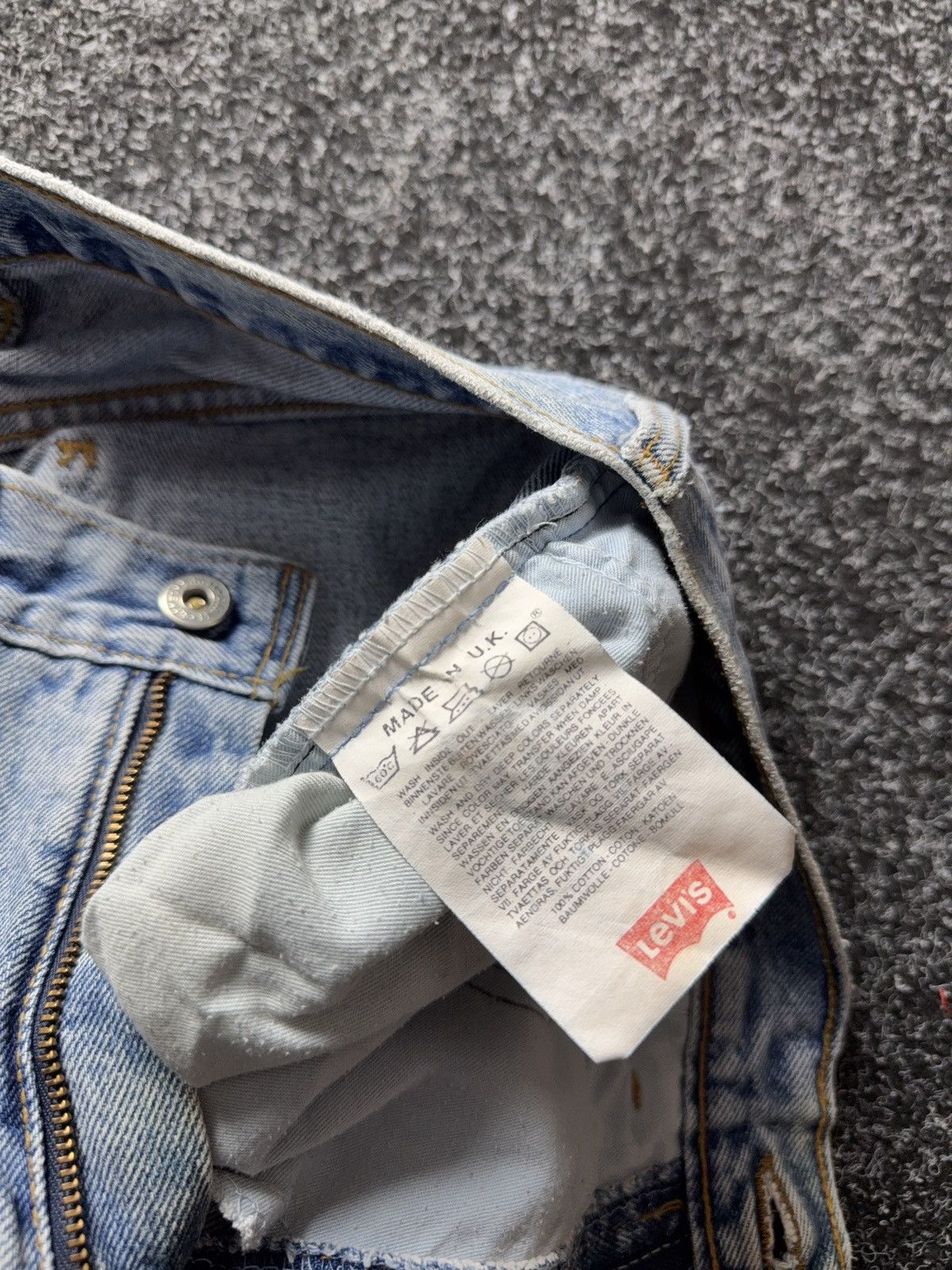 Levi's Vintage Clothing 90s Levi’s 615 Distressed Light Wash Straight Leg Jeans Size US 30 / EU 46 - 11 Thumbnail