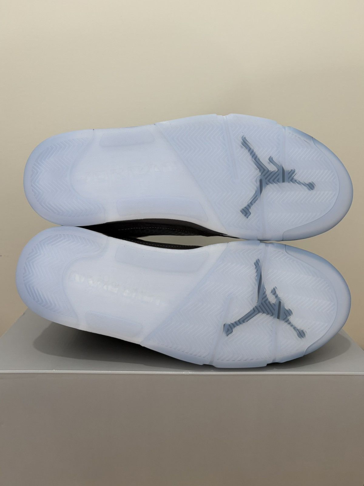 Jordan Brand Air Jordan 5 Retro Wolf Grey 2026 DD0587-002 Size US 10 / EU 43 - 7 Thumbnail