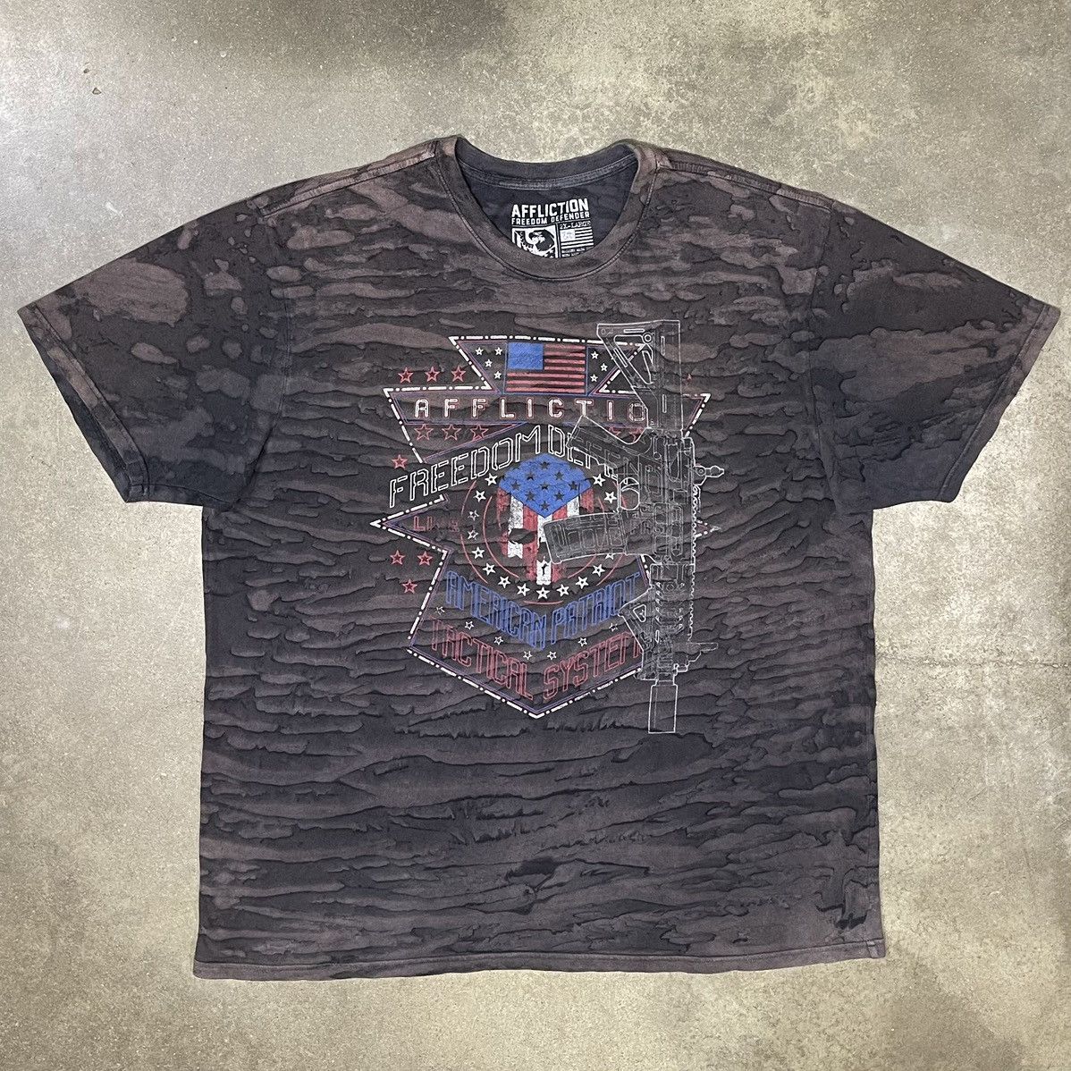 Vintage Affliction Freedom Defender Grunge Skull Goth Graphic Shirt Size US XXL / EU 58 / 5 - 1 Thumbnail