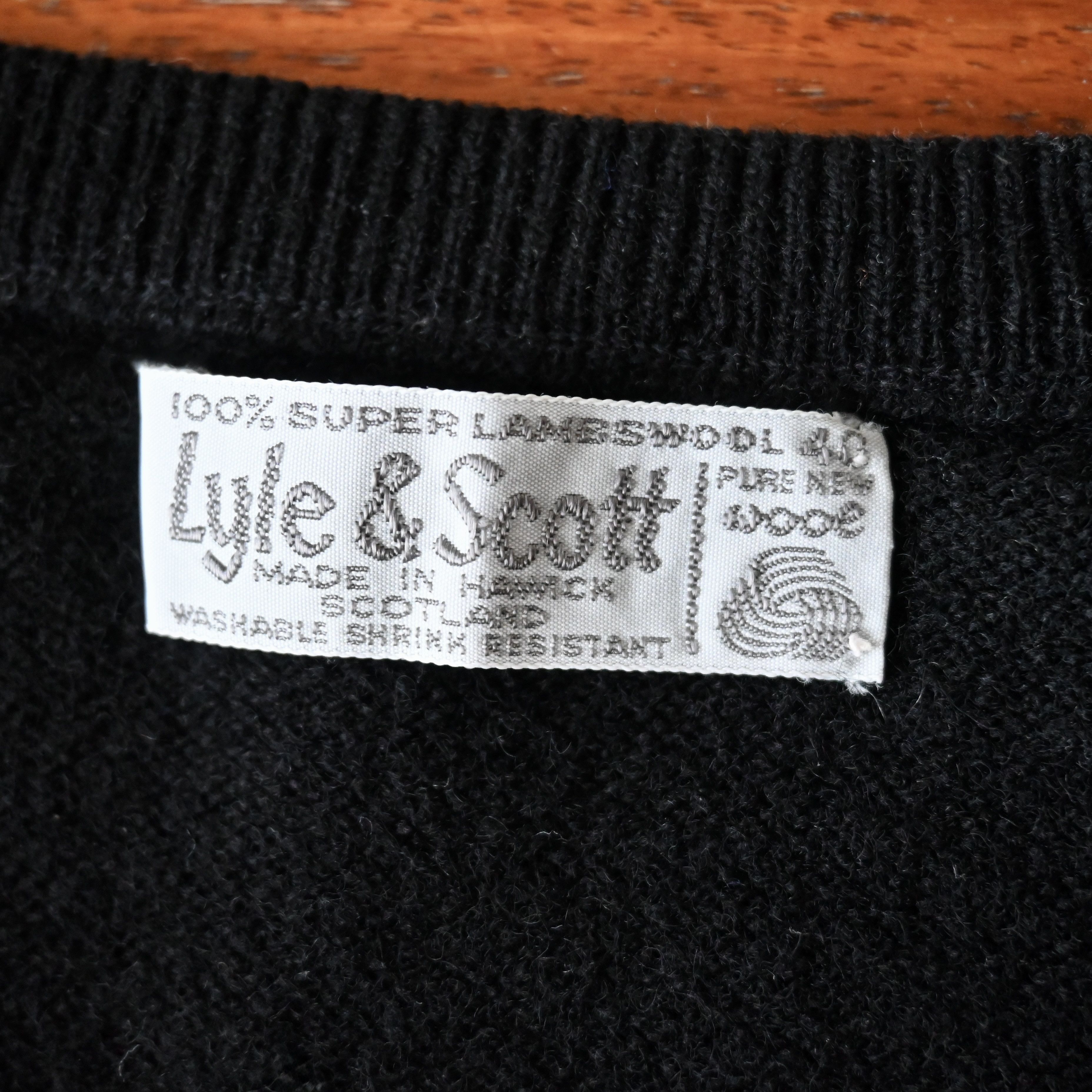 Lyle & Scott VTG Lyle&Scott monochrome argyle sweater, made in Scotland Size US M / EU 48-50 / 2 - 15 Thumbnail