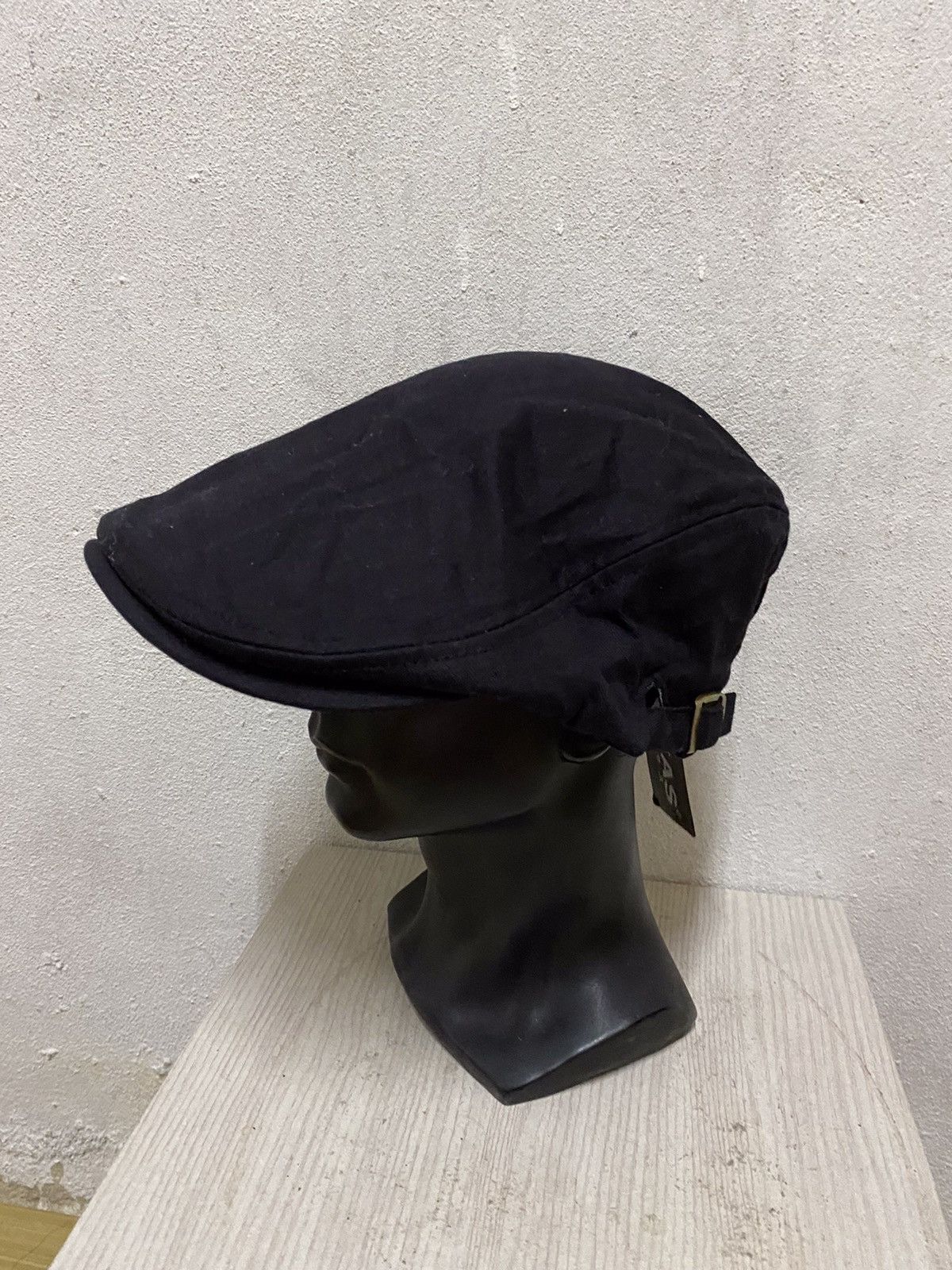 Japanese Brand Japanese Brand Exas Plain Beret Hat Size ONE SIZE - 3 Thumbnail
