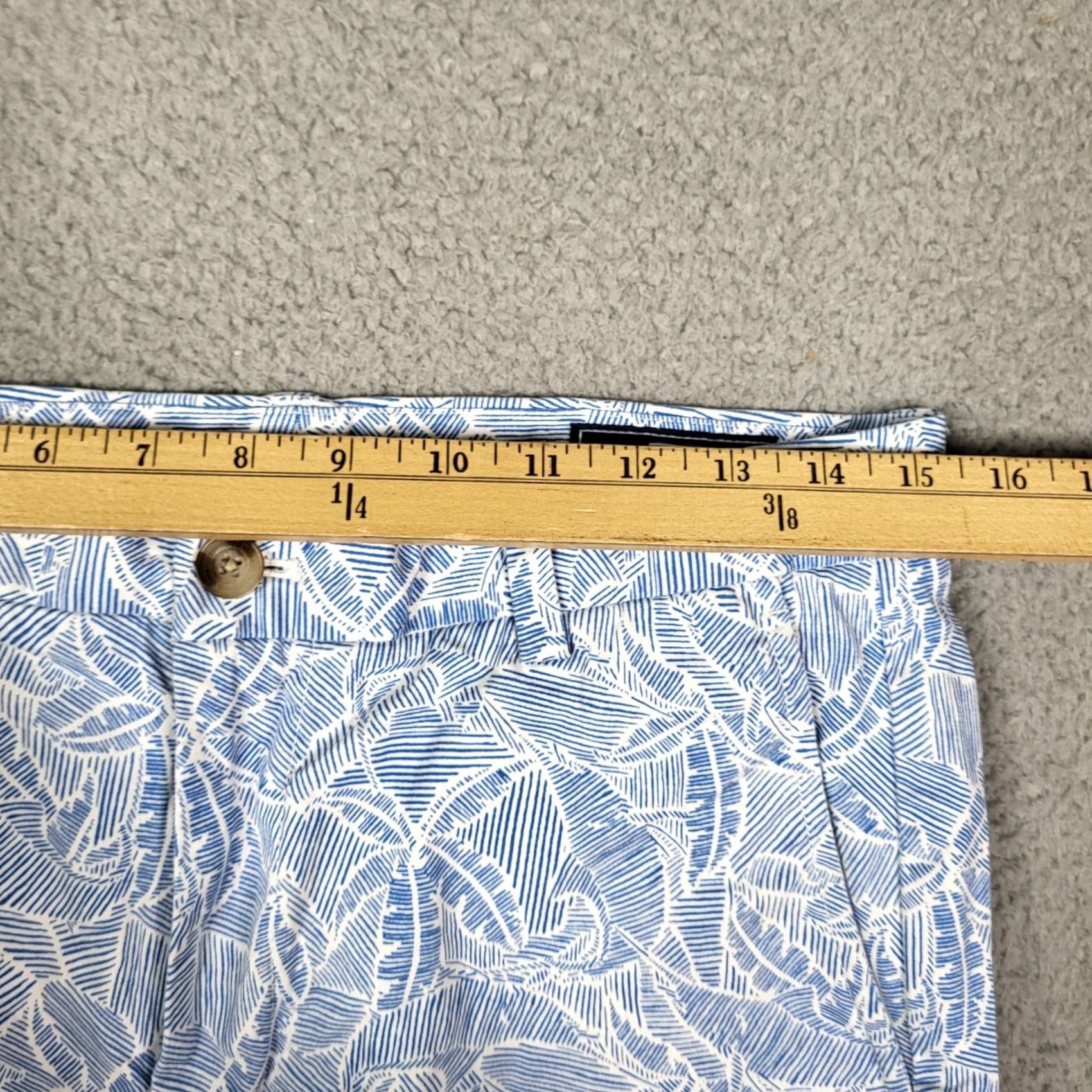Vineyard Vines Vineyard Vines BREAKER Men’s Blue White Floral Print Short 30 Size US 30 / EU 46 - 2 Thumbnail