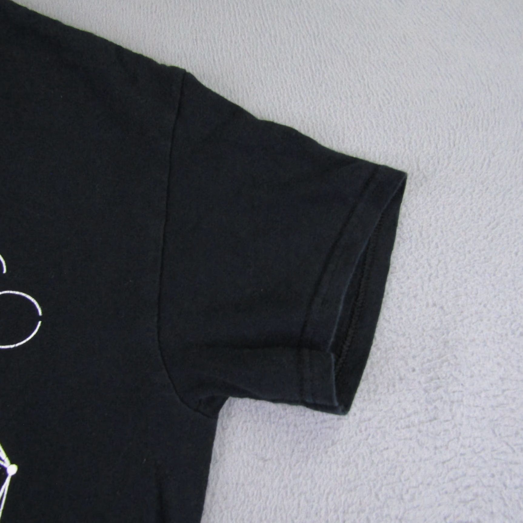 Gildan VINTAGE Panic At The Disco T-Shirt Men Small Black Band Music Rock Concert Tee 90s Size US S / EU 44-46 / 1 - 2 Thumbnail