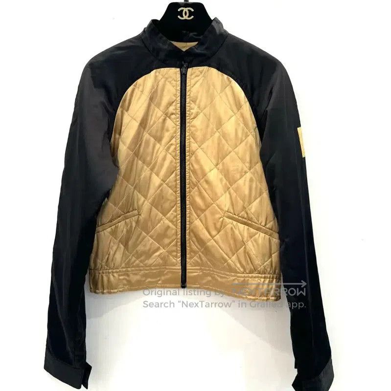 Chanel Chanel M Size Gold Polyester Women's Jacket . Size M / US 6-8 / IT 42-44 - 1 Thumbnail