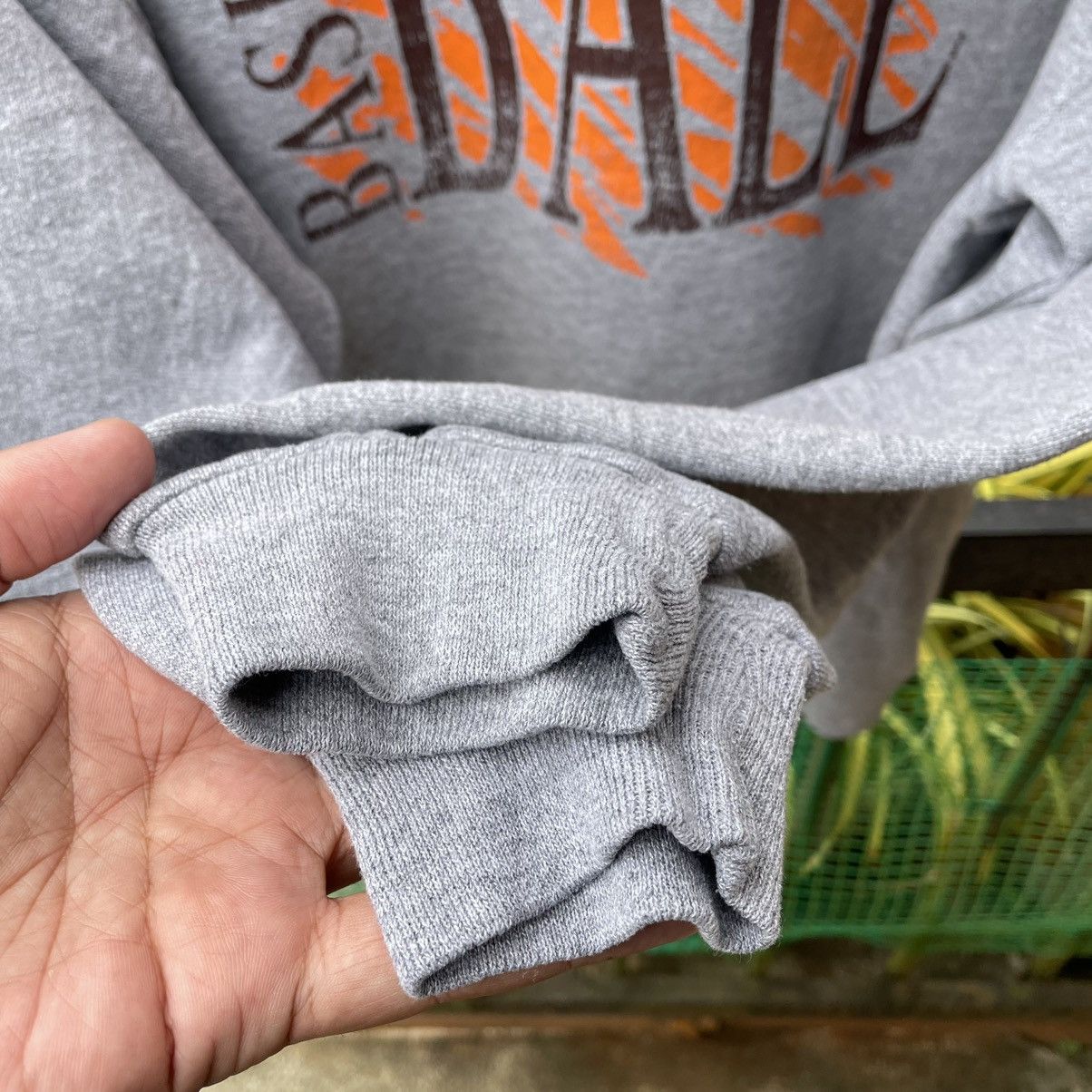 Vintage 🔥Vintage 90s Mustang Basket Ball Big Spellout Sweatshirts Size US M / EU 48-50 / 2 - 8 Thumbnail