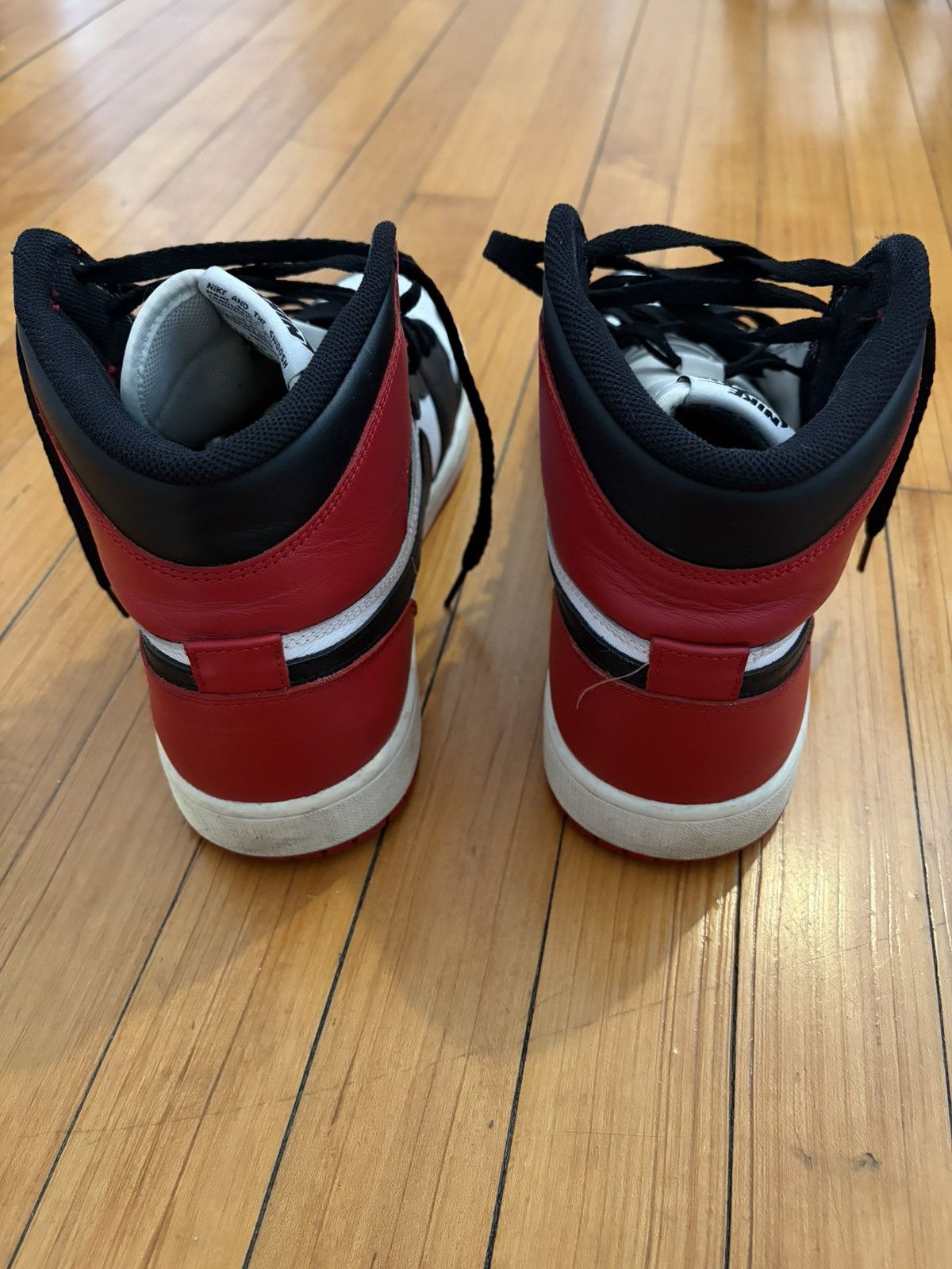 Jordan Brand Jordan 1 Black Toe 2013 Size US 12 / EU 45 - 4 Thumbnail