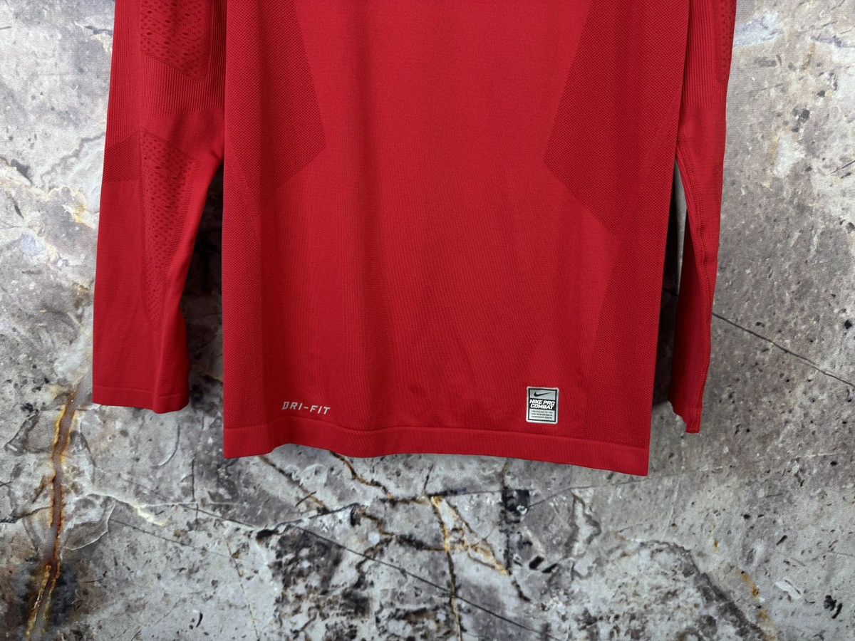 Nike Men’s Nike Pro Combat Dri-Fit Compression Size Large Size US L / EU 52-54 / 3 - 4 Thumbnail