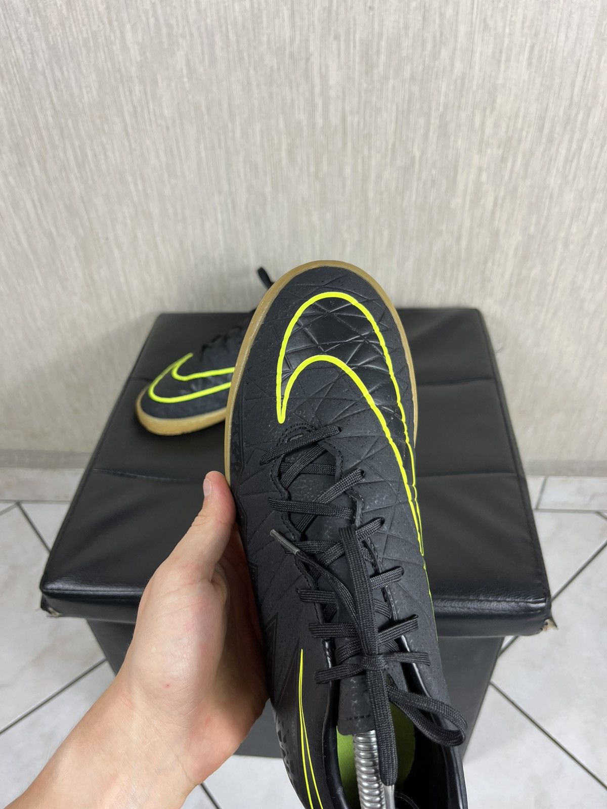 Nike Vintage Nike OG hypervenom Pheron II soccer shoes Neymar Jr Size US 9.5 / EU 42-43 - 19 Thumbnail