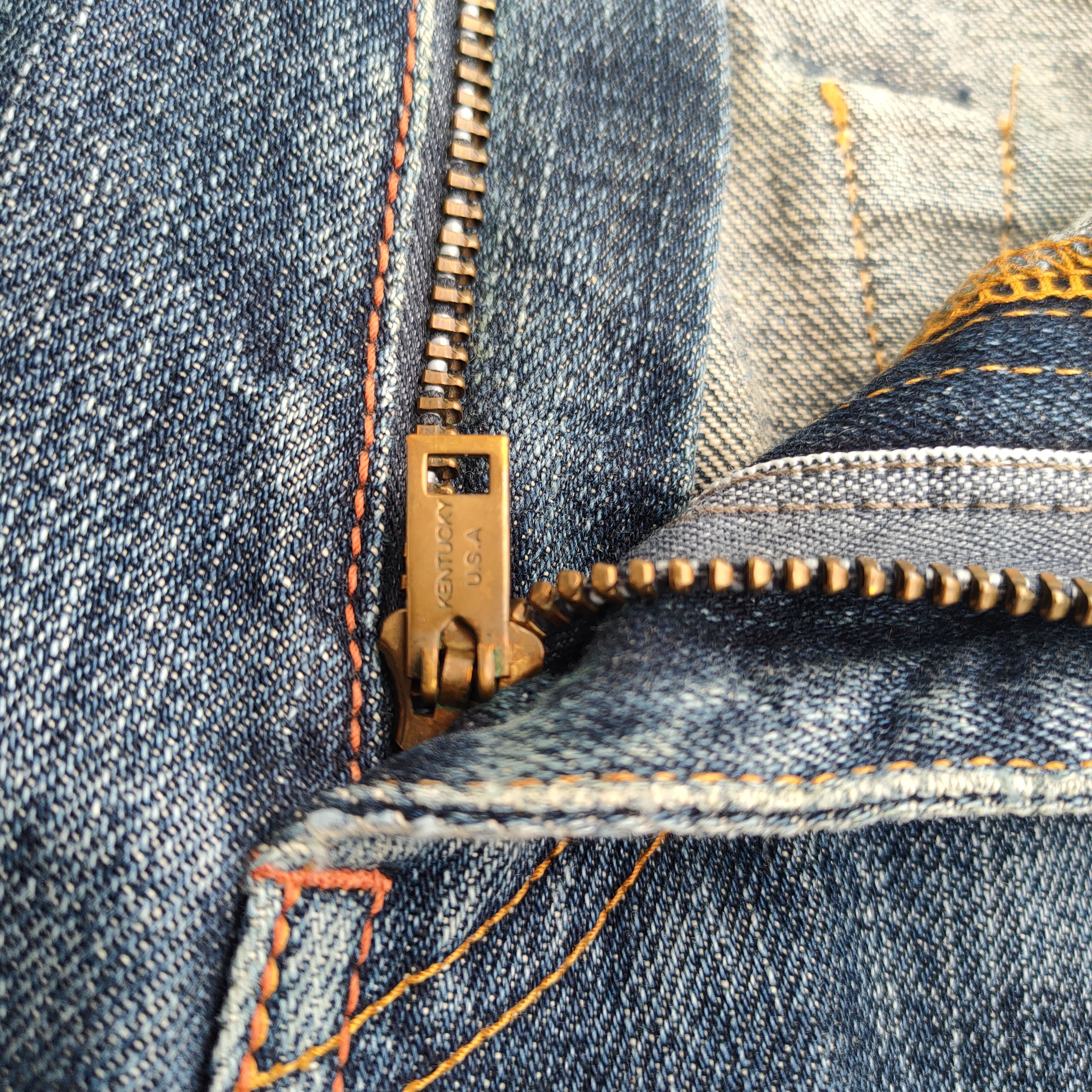 Burgus Plus W33 Vintage Burgus plus ripped faded jeans denim pants Size US 33 - 8 Thumbnail