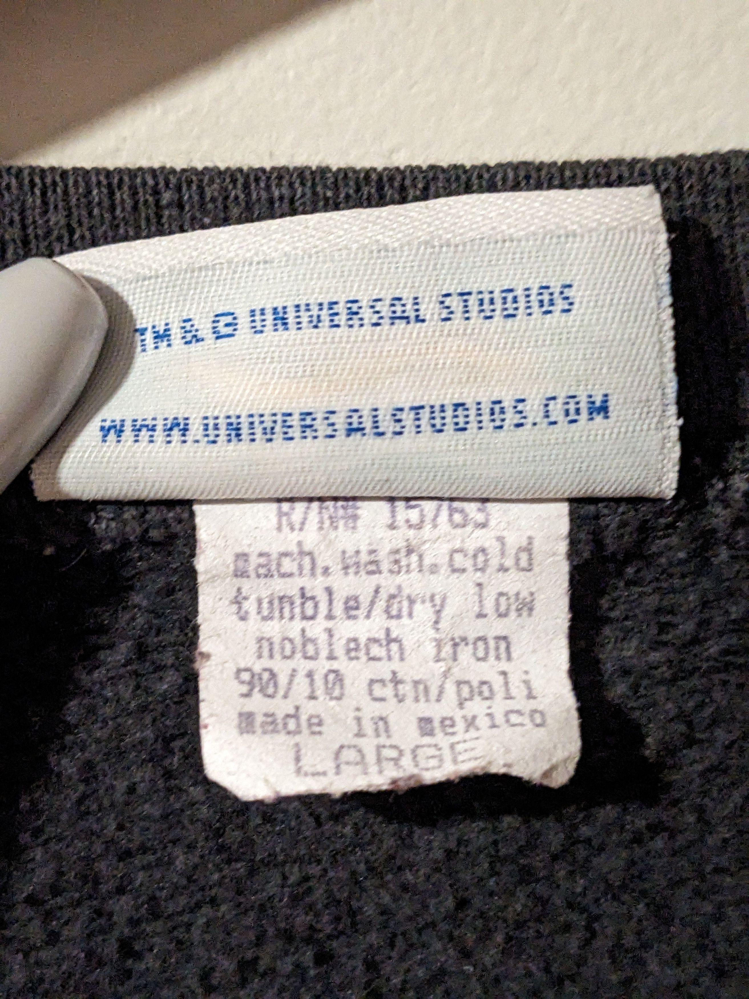 Universal Studios × Vintage Vintage 90s Universal Studios Productions Crew Sweatshirt Size US L / EU 52-54 / 3 - 4 Thumbnail