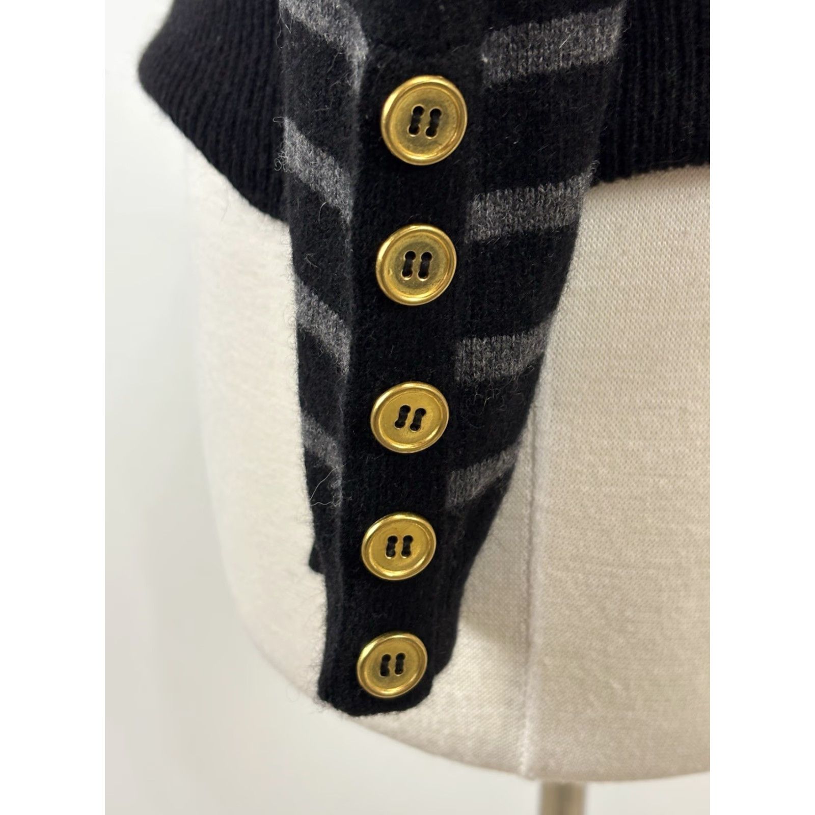 Vintage VINTAGE Peck & Peck 100% Cashmere Turtleneck Sweater Women's Medium Black Grey Stripe Classic Pullover Size M / US 6-8 / IT 42-44 - 6 Thumbnail