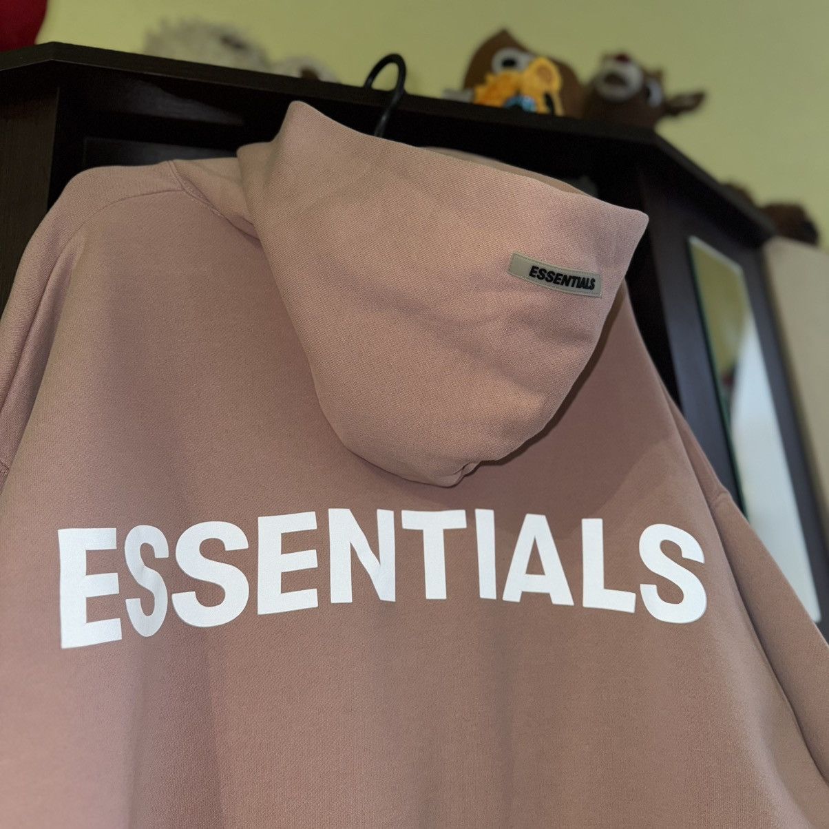 Essentials Oversized Essentials Fear of God FOG Pink Hoodie Size US M / EU 48-50 / 2 - 3 Thumbnail