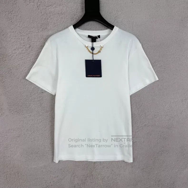 Louis Vuitton Louis Vuitton White solid chain logo short sleeves Size US S / EU 44-46 / 1 - 1 Thumbnail