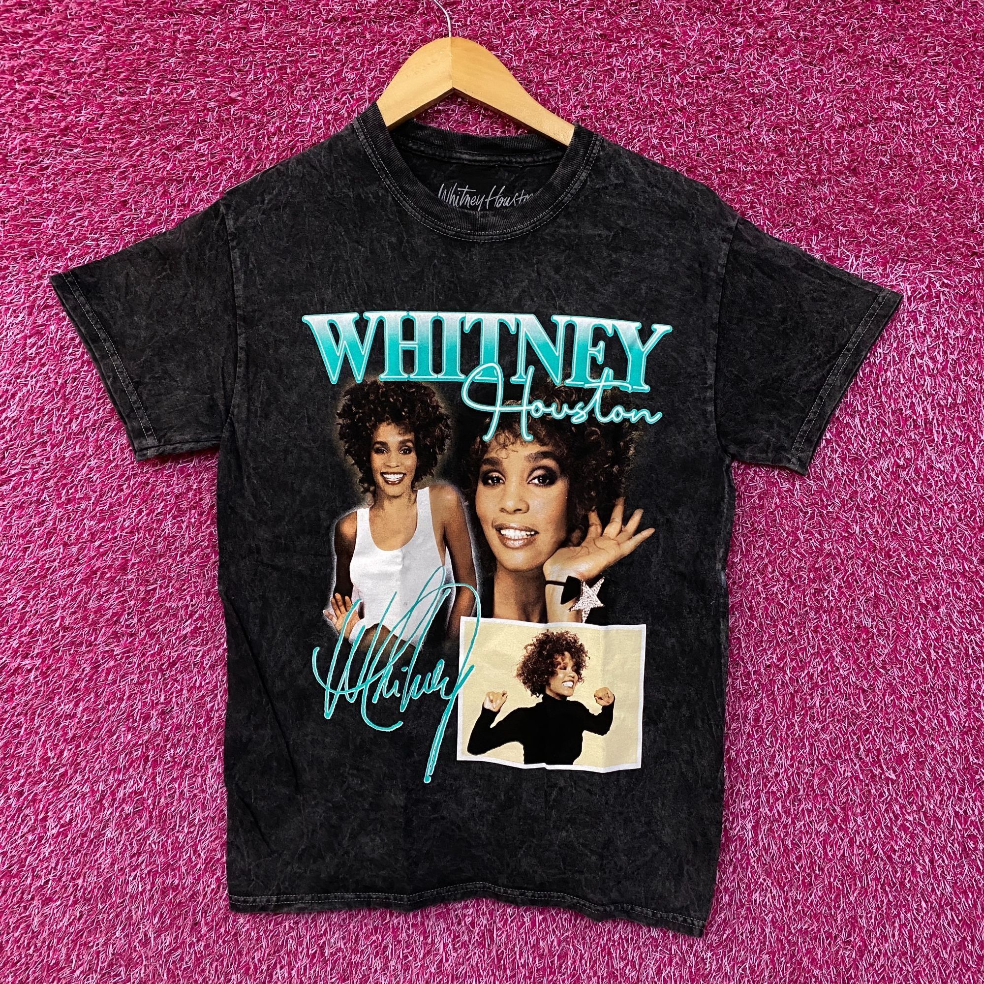 Other Whitney Houston Self-titled Album Photoshoot Pop Icon Tee S Size US S / EU 44-46 / 1 - 1 Thumbnail