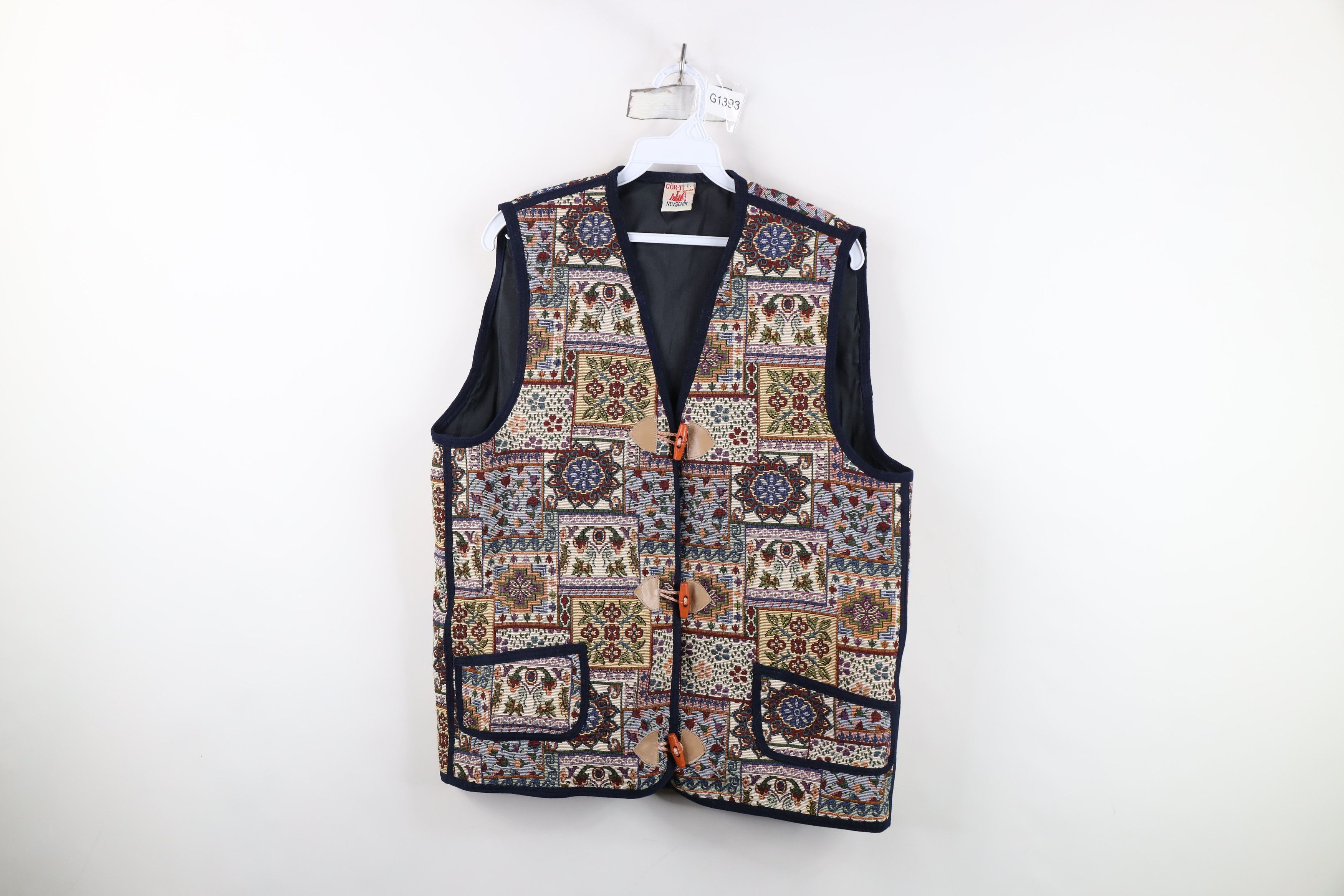 Vintage Vintage 90s Streetwear Needlepoint Toggle Button Vest Jacket Size L / US 10 / IT 46 - 1 Thumbnail