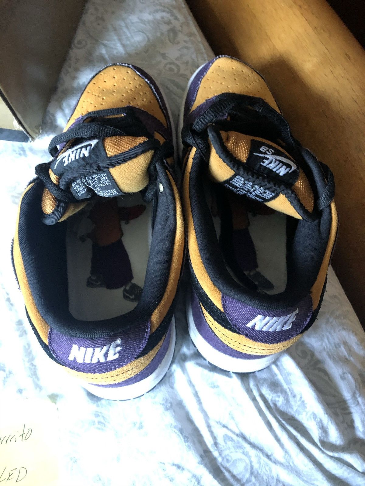 Nike 2008 Nike Dunk Low Pro SB Goofy Boy Size US 8 / EU 41 - 9 Thumbnail