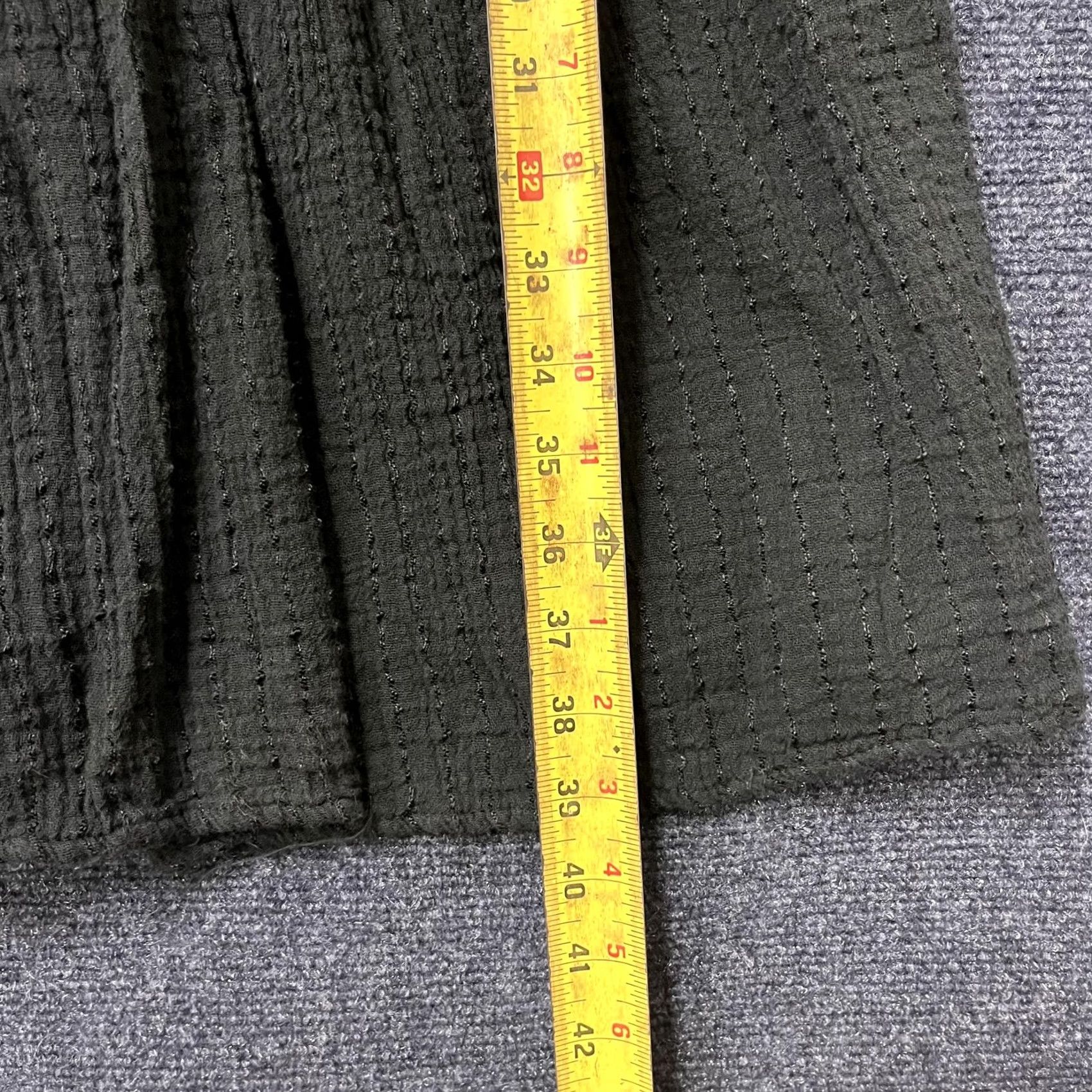 Vintage VINTAGE AMERICAN VINTAGE Dress Womens One Size Black Textured Scoop Neck Flutter Sleeve Boho Trapeze Size ONE SIZE - 6 Thumbnail