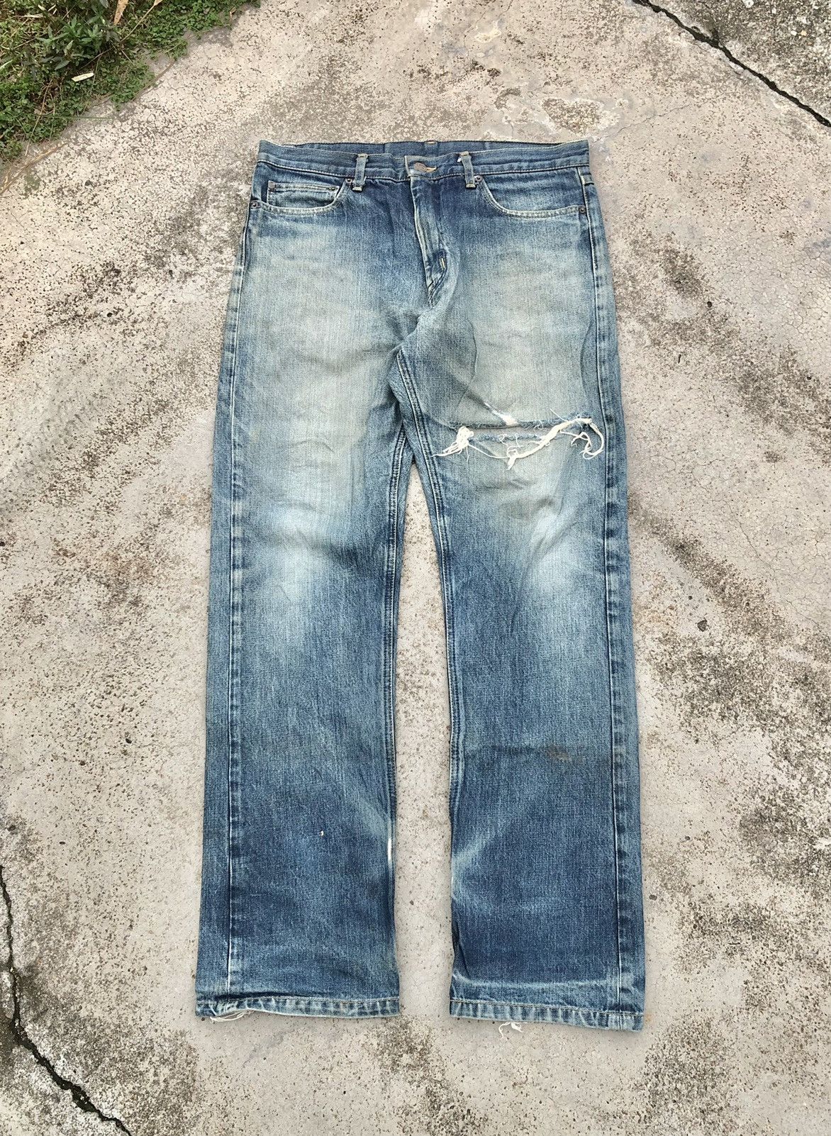 Japanese Brand × Silas VINTAGE SILAS DISTRESSED DENIM Size US 34 / EU 50 - 1 Thumbnail