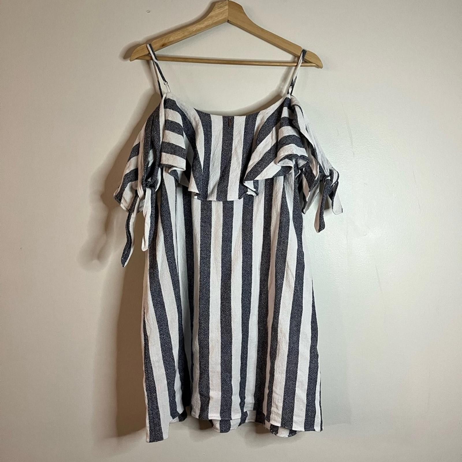 Designer MISA Los Angeles Off-Shoulder Ruffle Mini Dress Size L Size L / US 10 / IT 46 - 2 Thumbnail