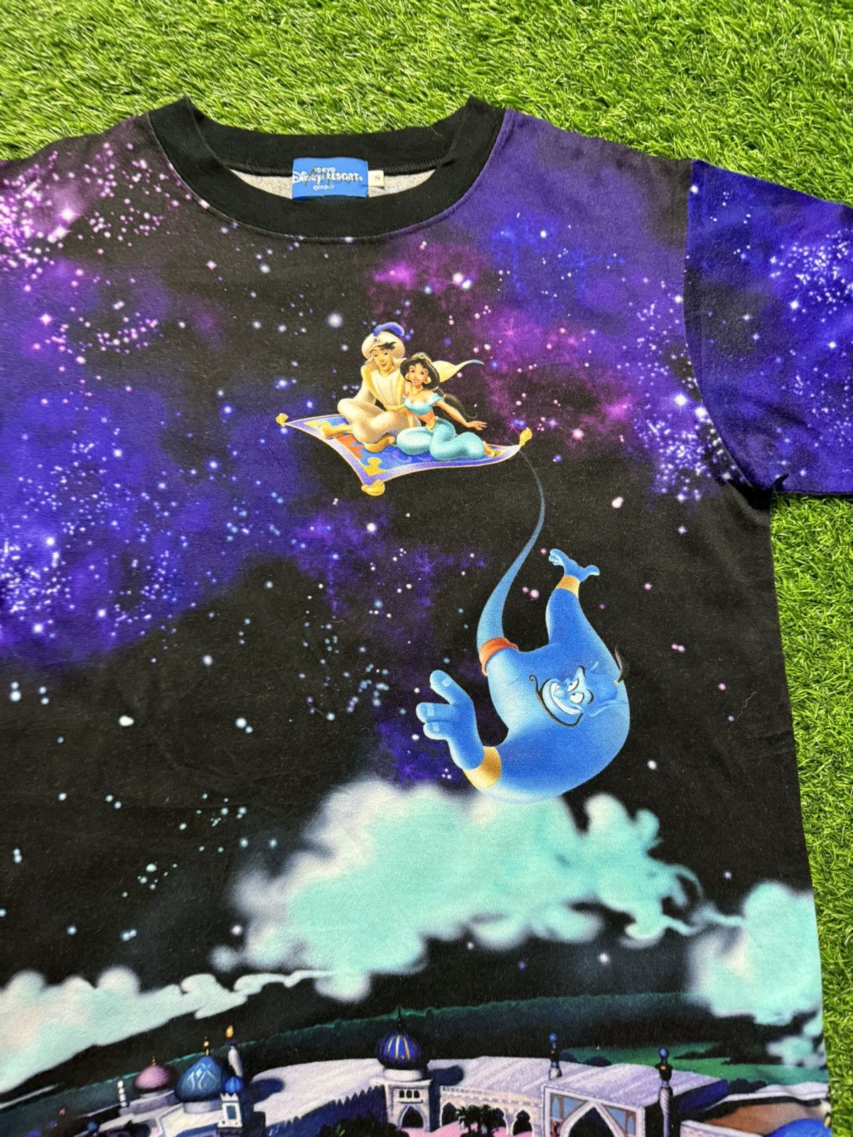 Aladin - all over print like new by disney