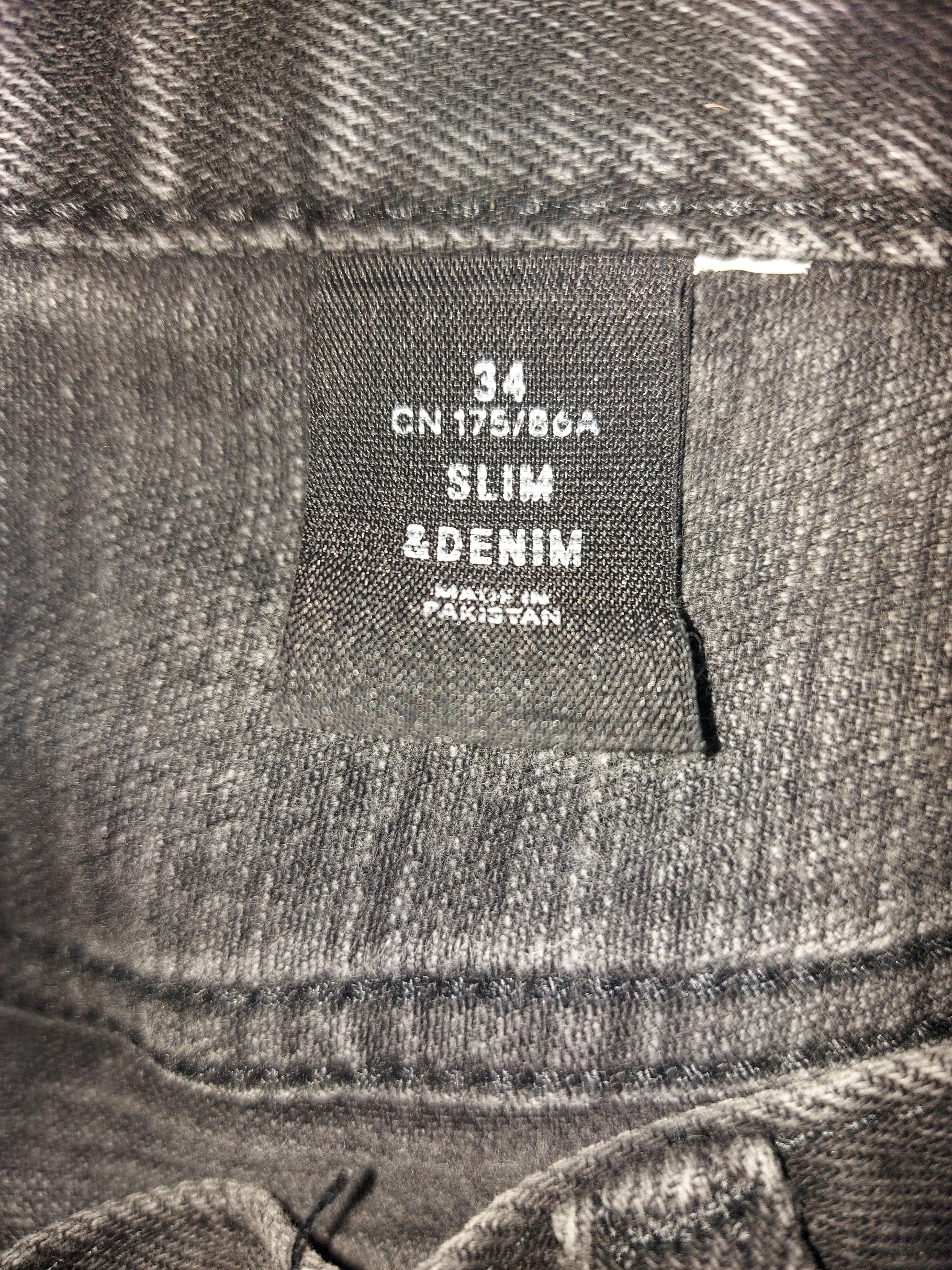 H&M H&M Black Jeans Size US 34 / EU 50 - 2 Thumbnail