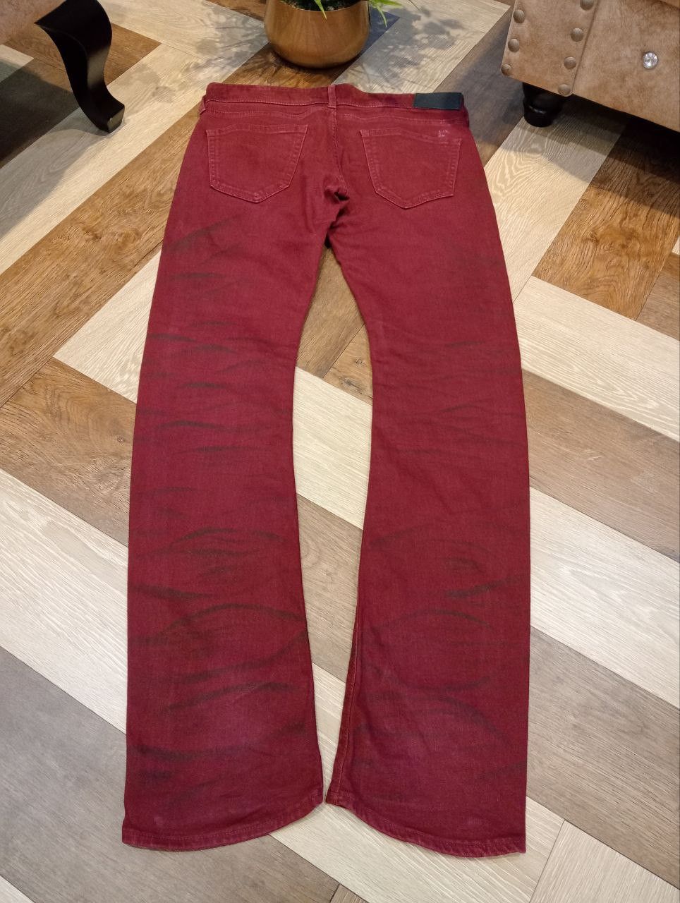 Murder License MURDER LICENSE MAROON MUDWASH WHISKER FADE CURVE JEANS Size US 33 - 10 Thumbnail
