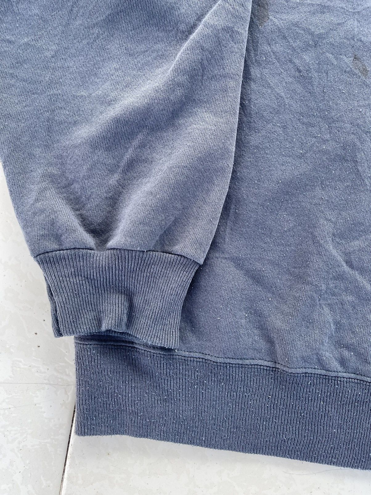 O'Neill Vintage 90's O'neill Surfing Disstresed Design Sweatshirt Size US L / EU 52-54 / 3 - 7 Thumbnail