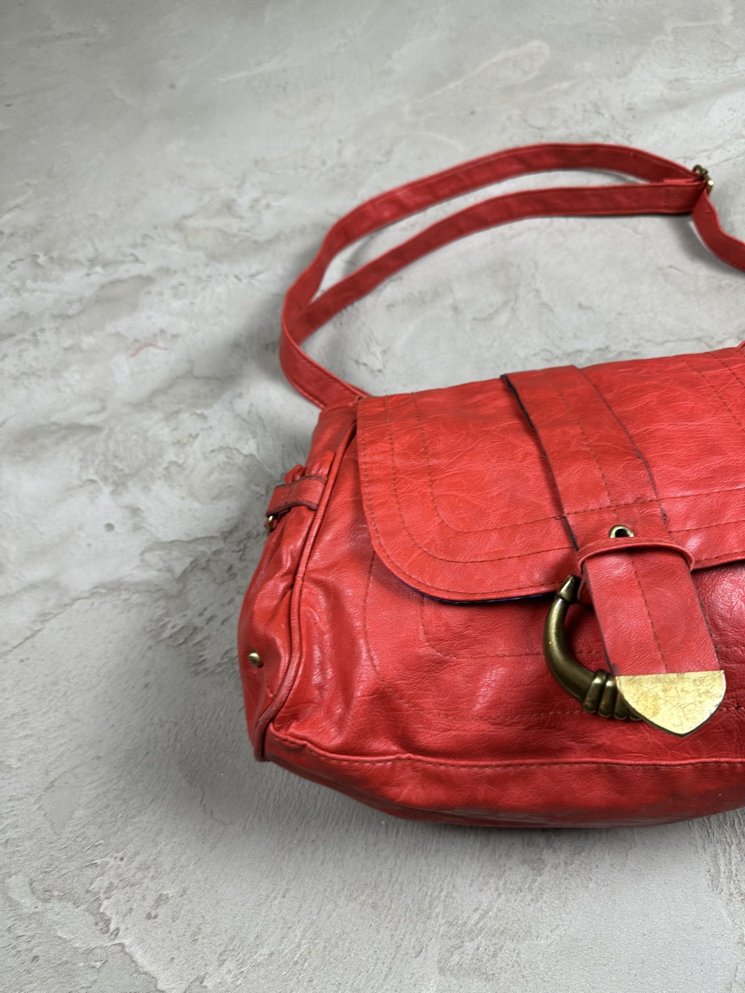 Japanese Brand Vintage Y2k Leather Shoulder Bag 00s Size ONE SIZE - 2 Thumbnail