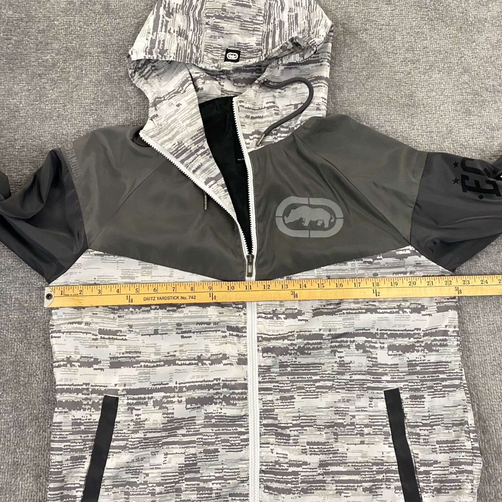 Ecko Unltd. ECKO UNLTD Jacket Men Medium Gray Camouflage Hooded Windbreaker Y2K Skater Rhino Jacket Size US M / EU 48-50 / 2 - 7 Thumbnail