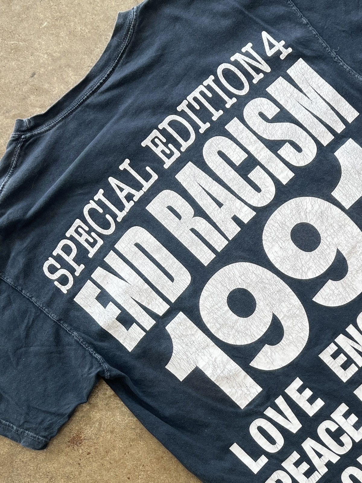 Vintage Infinite Archives Equality for All Love Peace BLM Social XL Size US XL / EU 56 / 4 - 1 Thumbnail