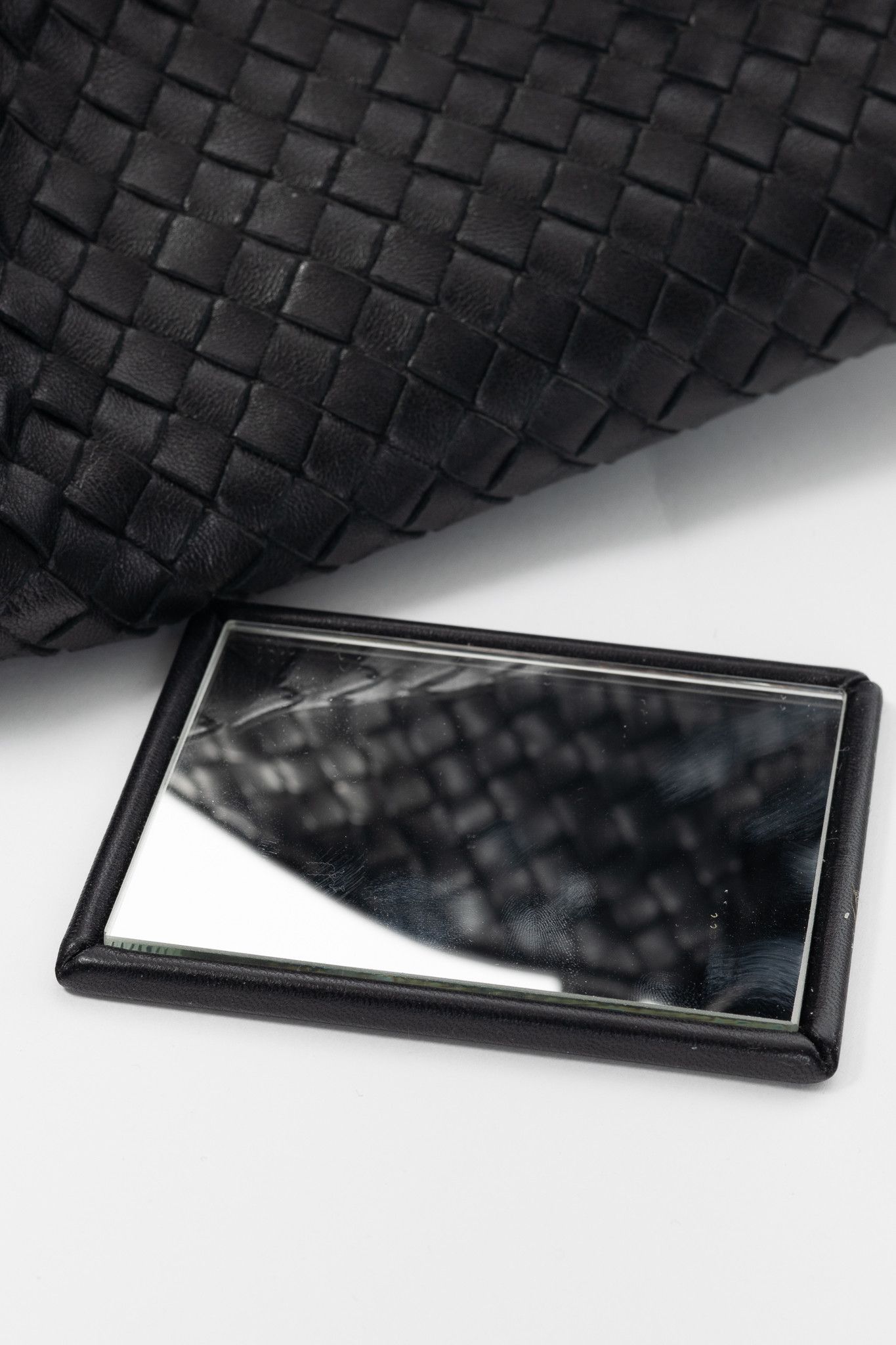 Bottega Veneta Bottega Veneta Black Intrecciato-Leather Handbag Size ONE SIZE - 12 Thumbnail