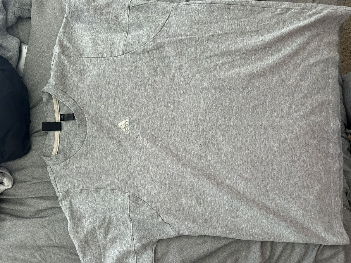 Adidas Adidas grey shirt Size US L / EU 52-54 / 3 - 1 Thumbnail