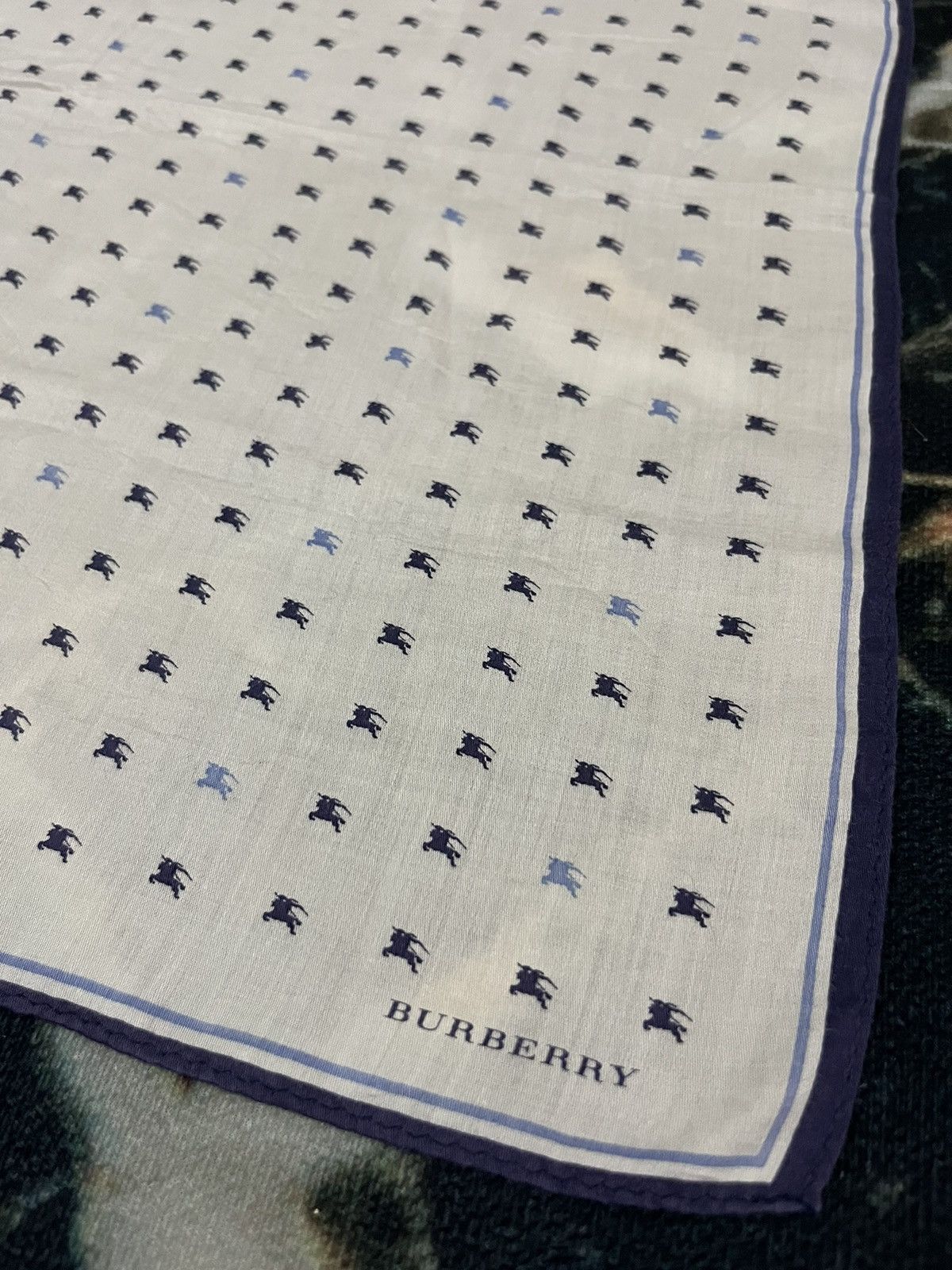 Burberry Burberry Handkerchief/ Bandana Size ONE SIZE - 5 Thumbnail