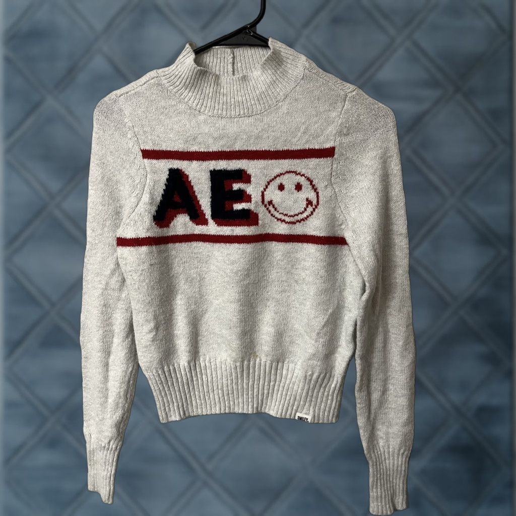 American Eagle Outfitters AMERICAN EAGLE WOMENS SWEATER SMILEY FACE MOCK NECK XS GREY Tailored for Women Vintage? (No, not vintage) Size XS / US 0-2 / IT 36-38 - 1 Thumbnail