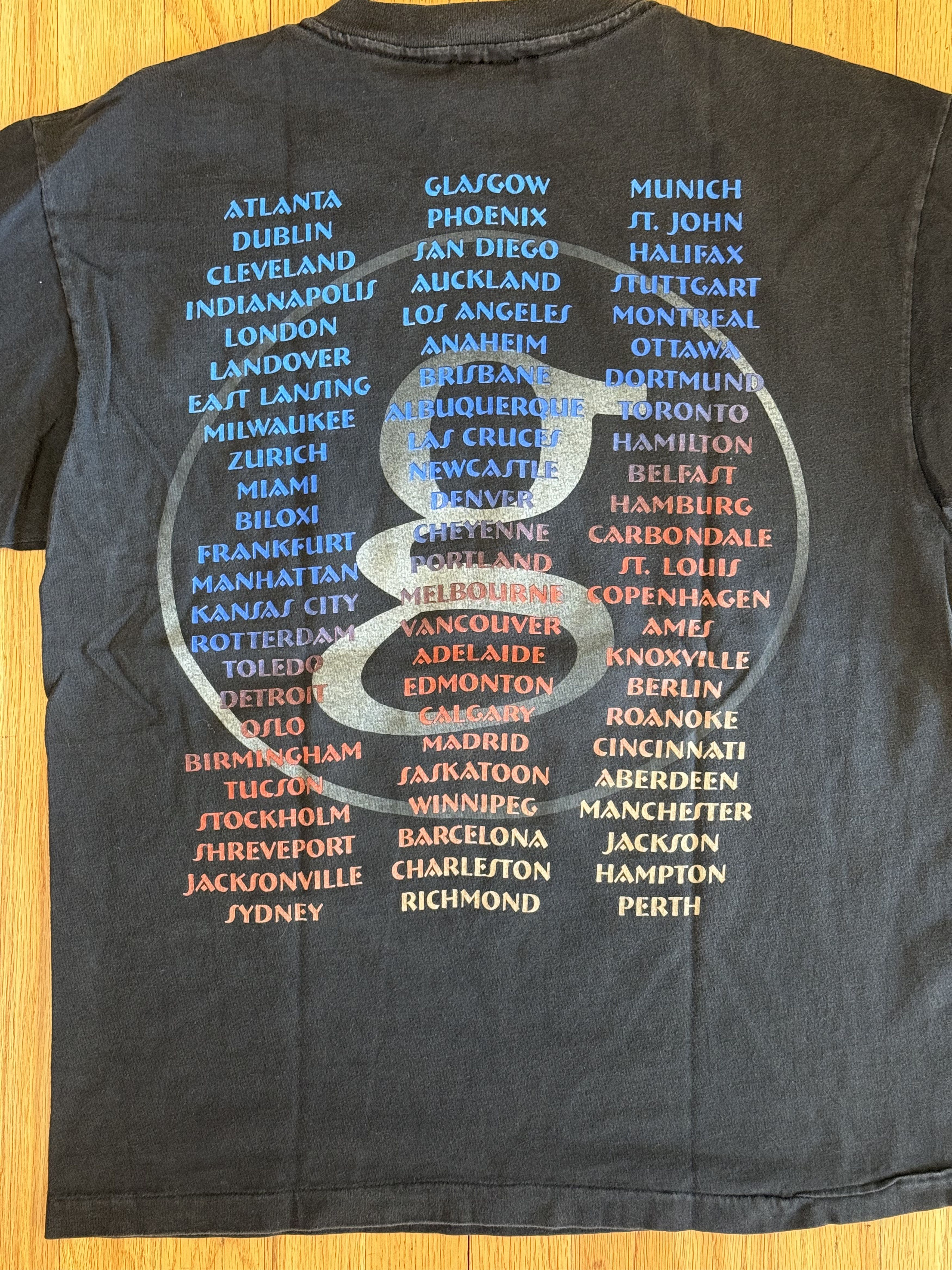 Band Tees Vintage Garth Brooks Fresh Horses 1995 Band Tour Graphic Tee Size US L / EU 52-54 / 3 - 9 Thumbnail