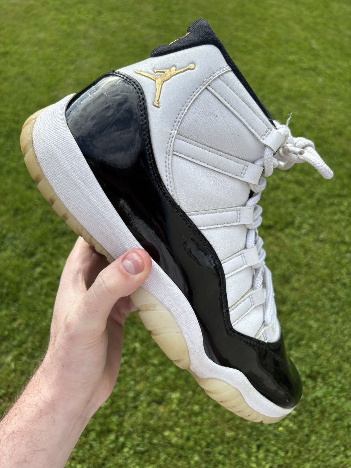 Gratitude Defining Moment 11s Jordan 11 Retro High Gratitude