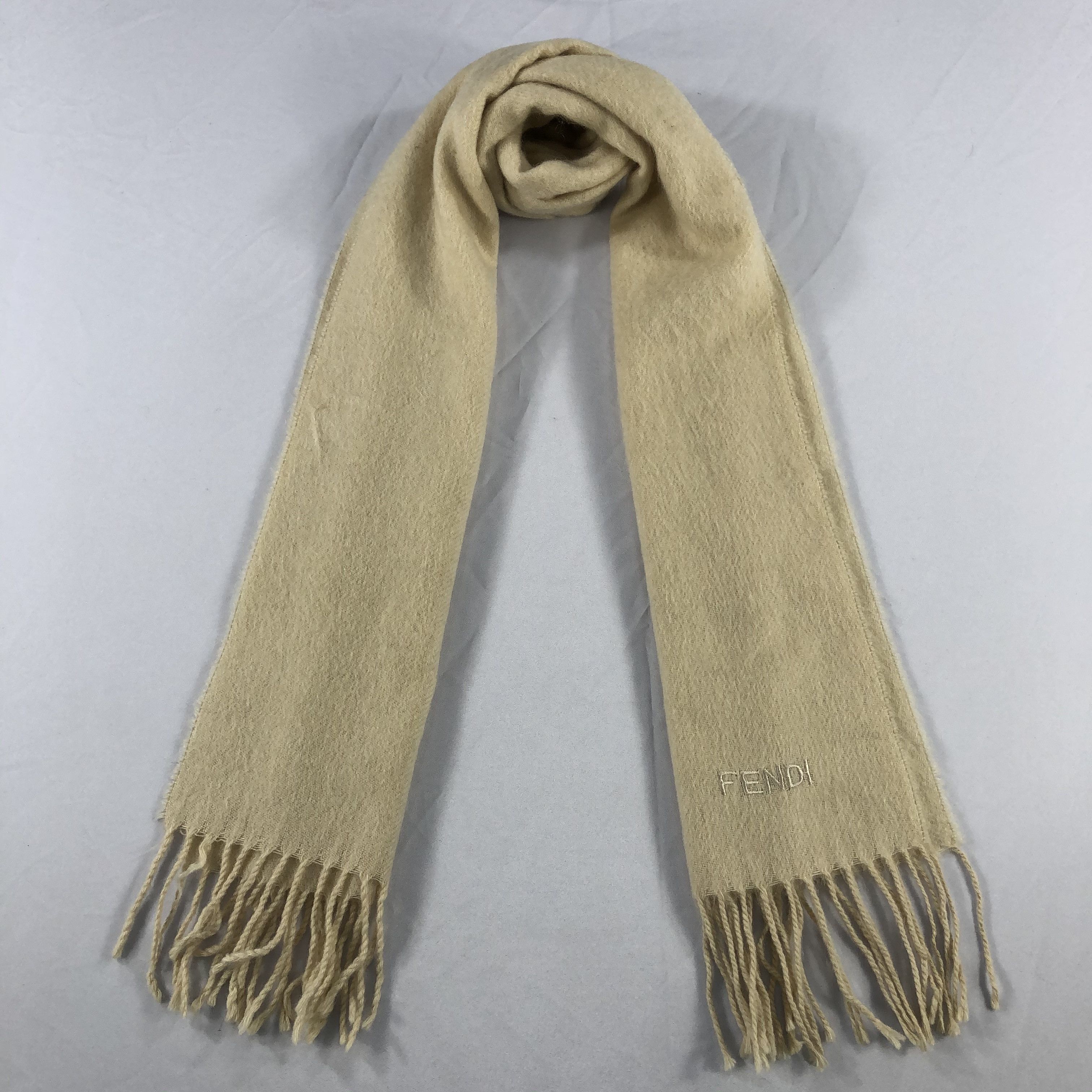 Vintage Fendi Scarf / Muffler / Neckwear - WW3191 Size ONE SIZE - 1 Thumbnail