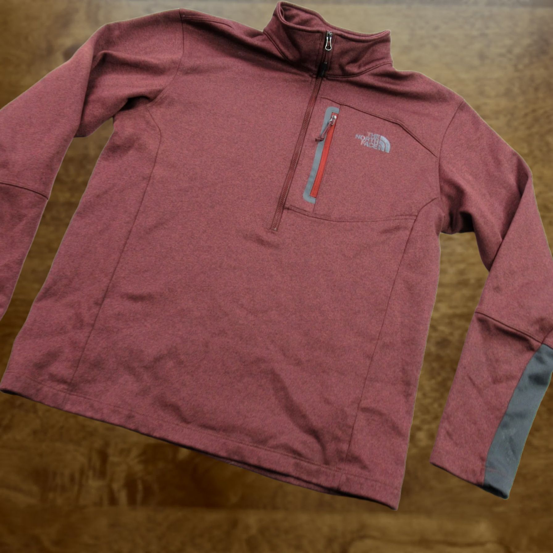 The North Face The North Face Pullover Mens Medium Long Sleeve 1/4 Zip Casual Burgundy Lightweight Size US L / EU 52-54 / 3 - 1 Thumbnail