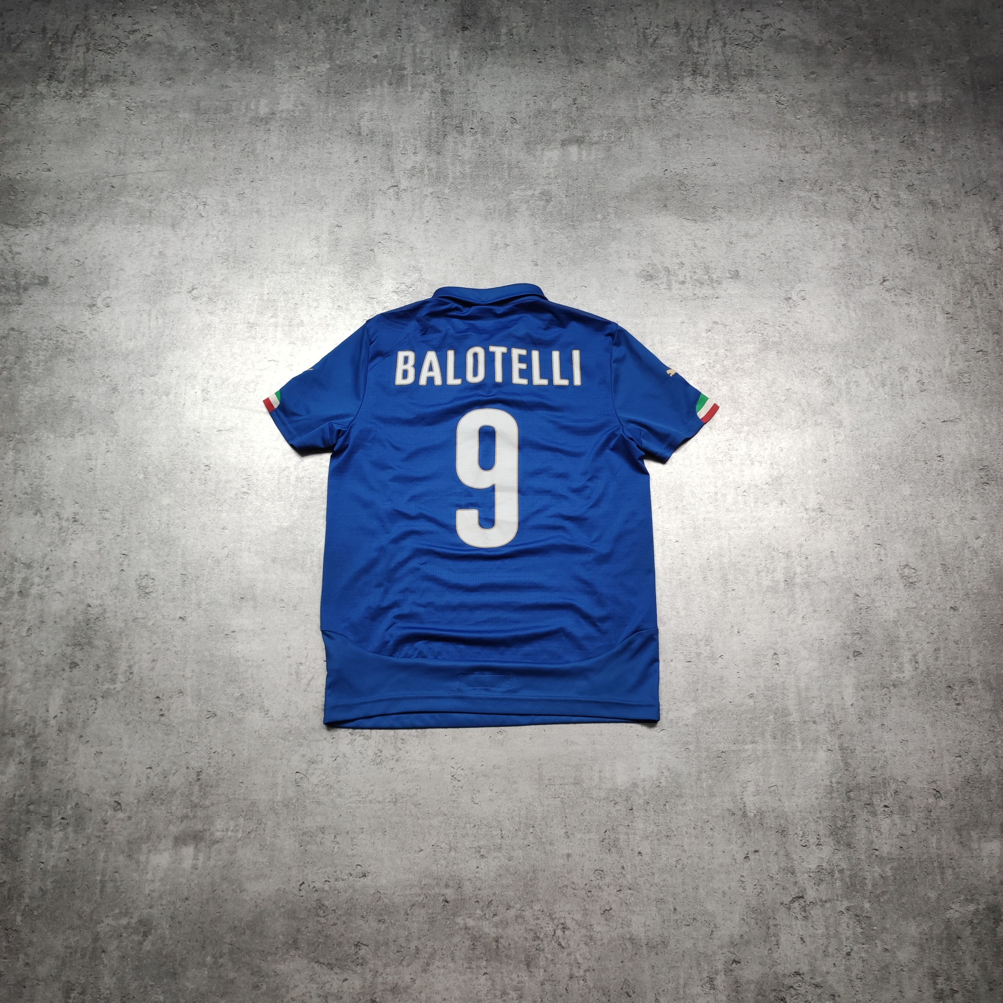 Puma Vintage 2014 World Cap Italy National #9 Balotelli Jersey Size US XXS / EU 40 - 10 Thumbnail